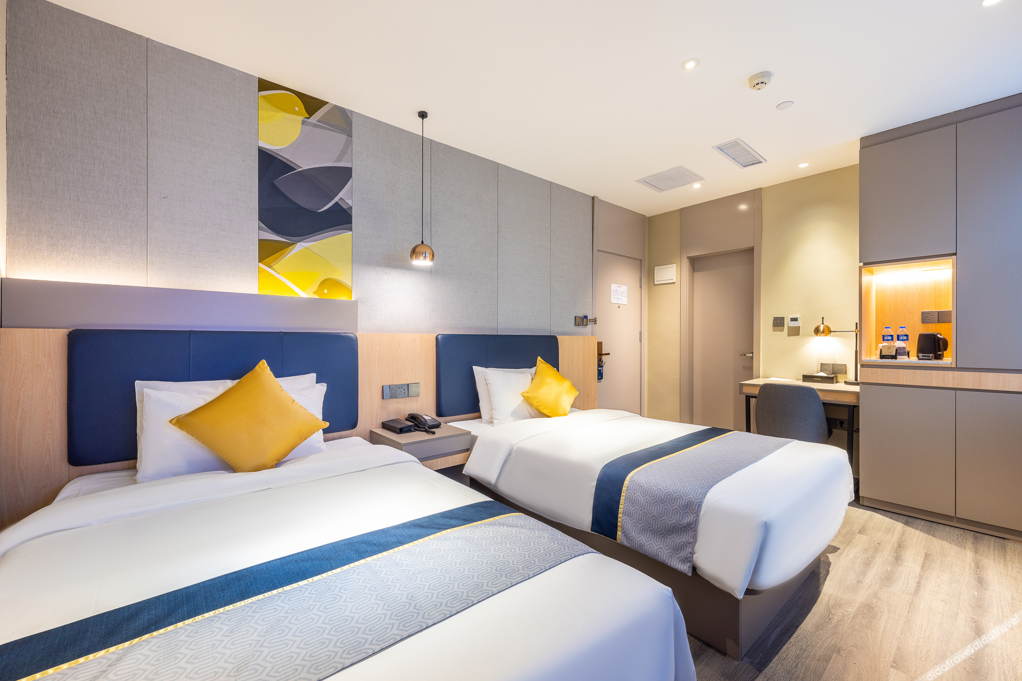 Homeinn Selected Hotel (Lanzhou Yongchang Road Zhangye Road Pedestrian Street) 3*