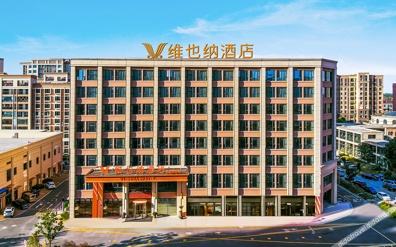 Vienna Hotel (Jiangyin Zhouzhuang Branch) 3*