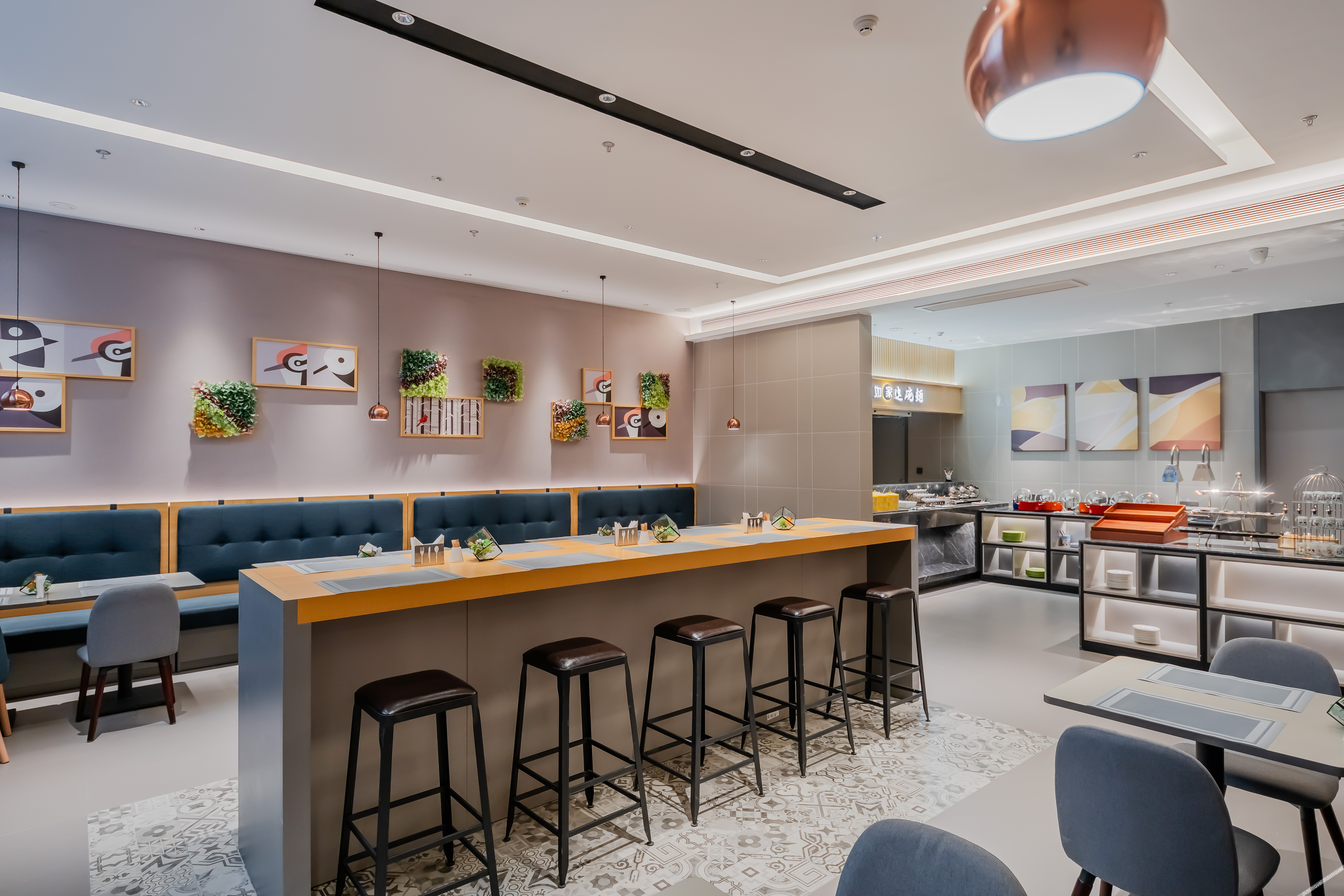 Homeinn Selected Hotel (Nanjing Zhongcai Logistics Dongqi Road Metro Station) 3*