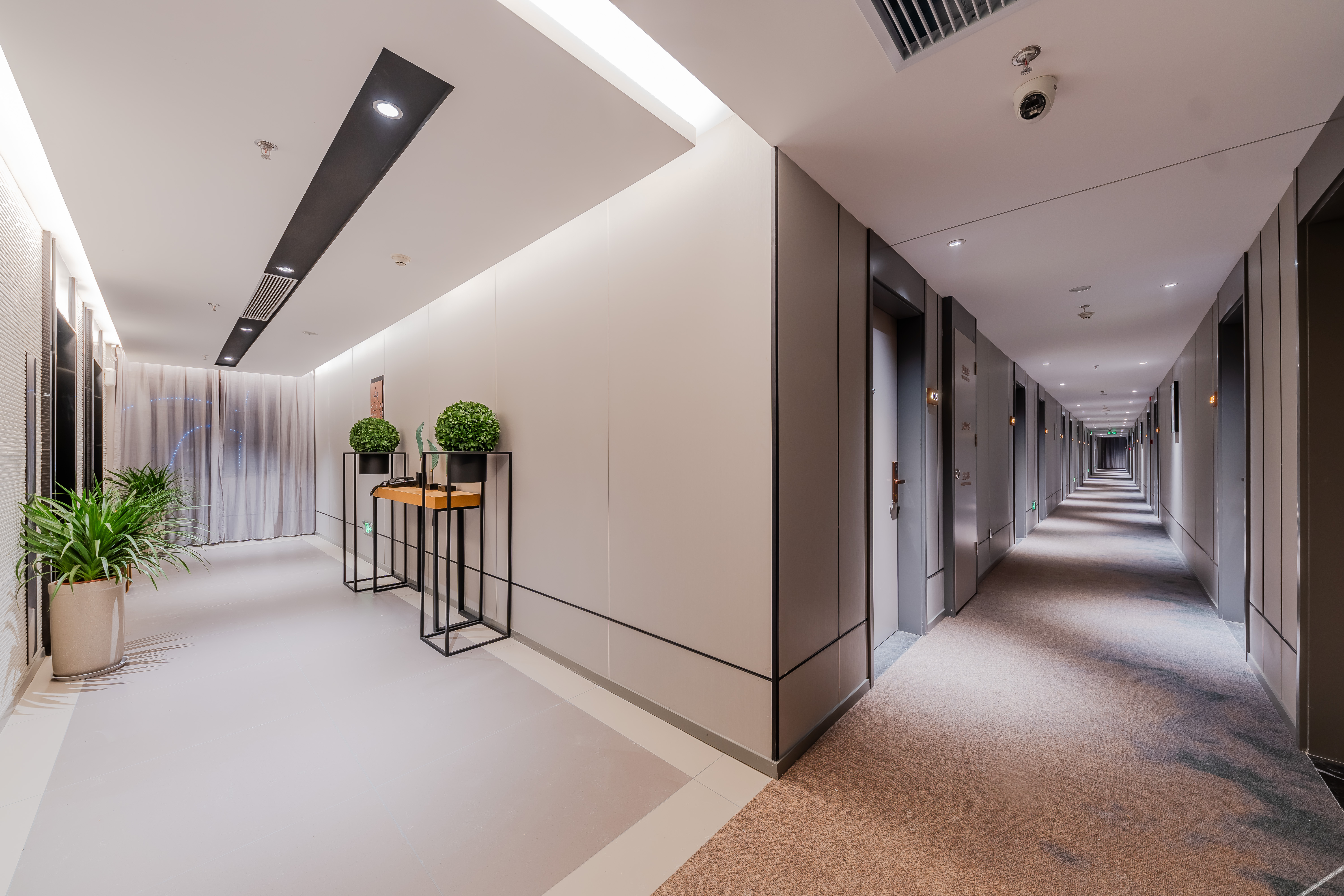 Homeinn Selected Hotel (Nanjing Zhongcai Logistics Dongqi Road Metro Station) 3*