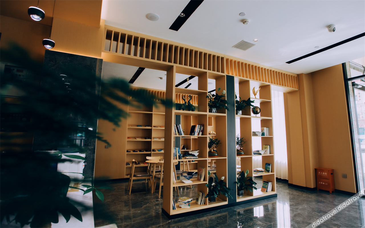 Aifeel Hotel (Fangshan) 2*