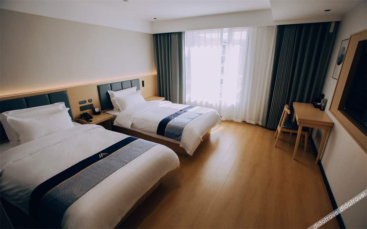 Aifeel Hotel (Fangshan) 2*