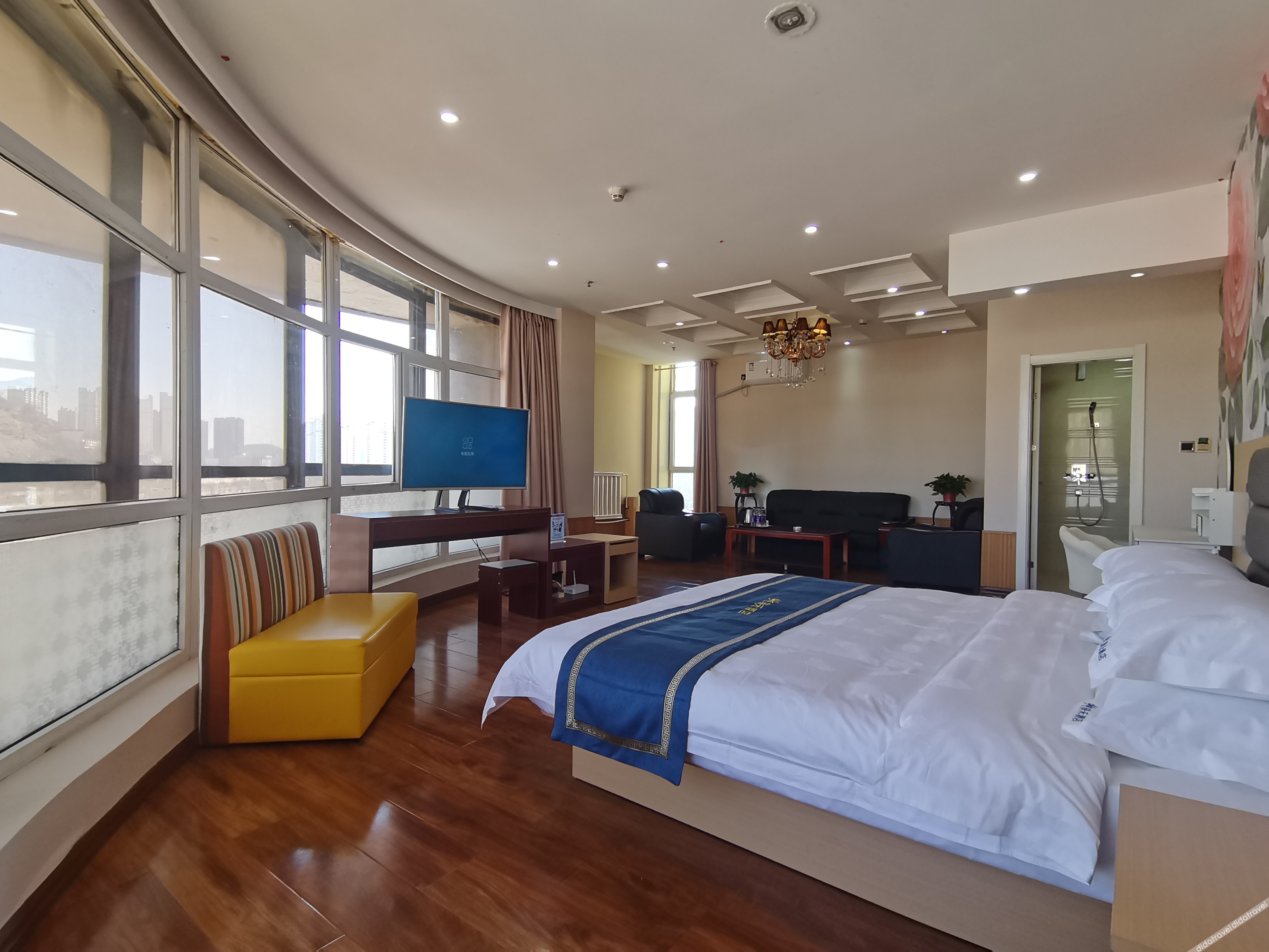 Home Inn Yihe Hotel (Taiyuan Gujiao Bus Station Municipal Government) 2*