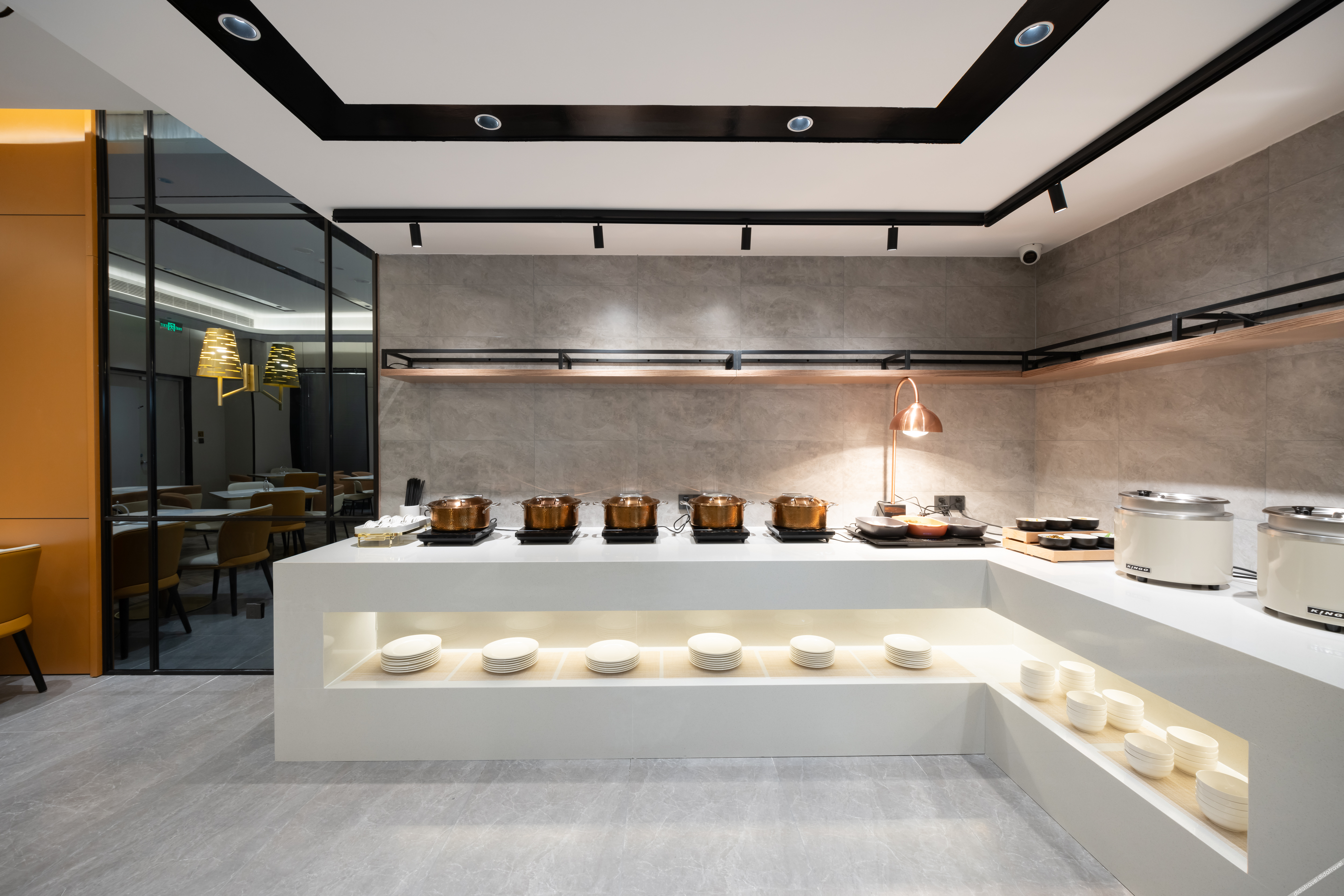 Homeinn Plus Hotel (Tianjin West Station Xiyuehui Shopping Center) 2*