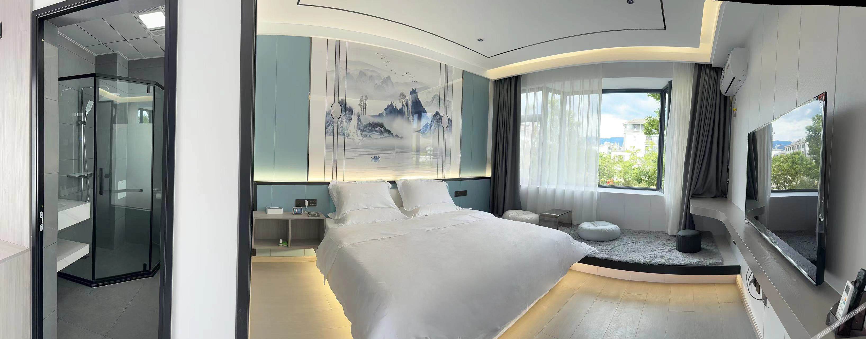 Rujia Huayi Select Hotel (Dali Weishan Gucheng) 2*
