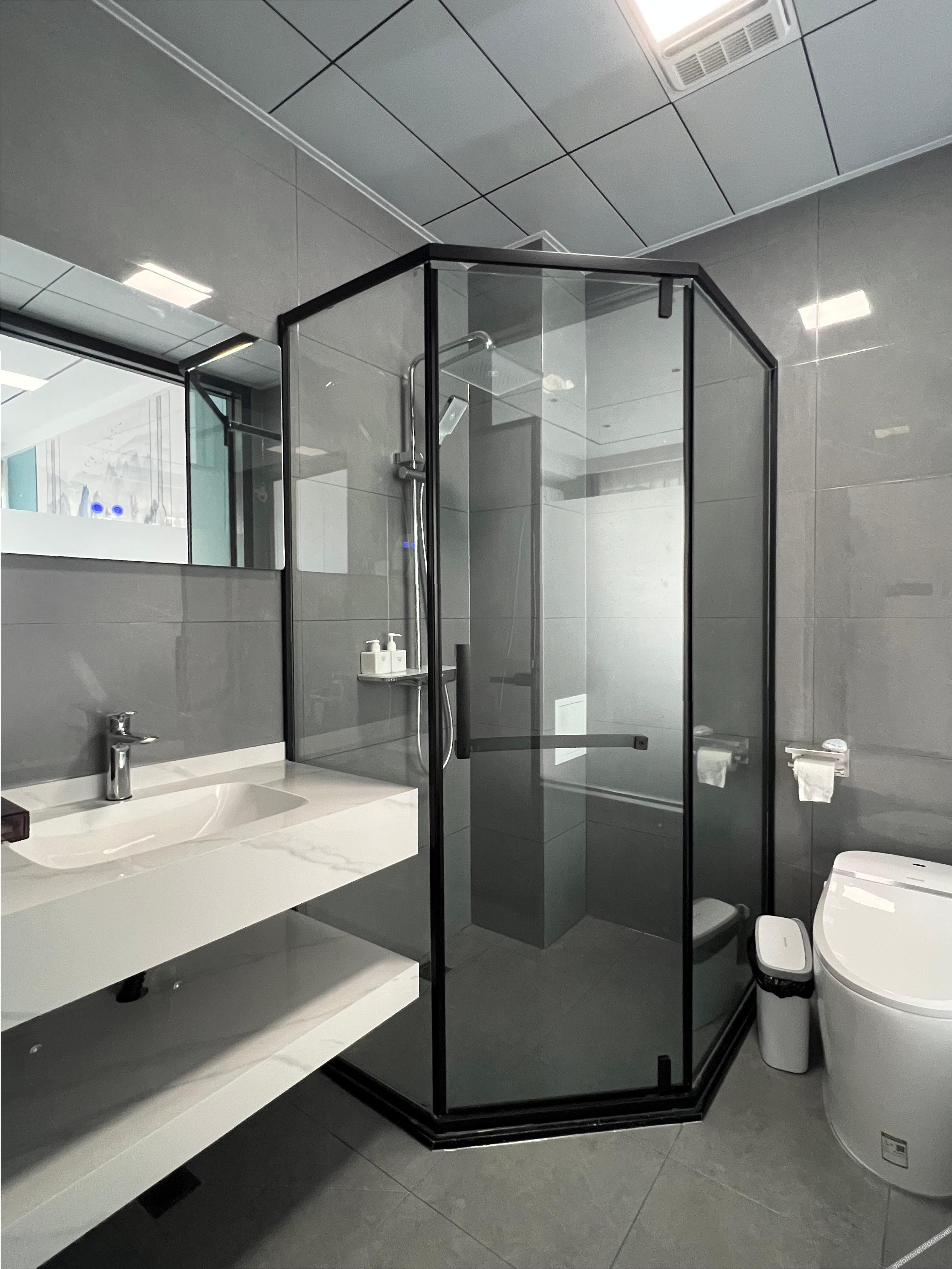 Rujia Huayi Select Hotel (Dali Weishan Gucheng) 2*
