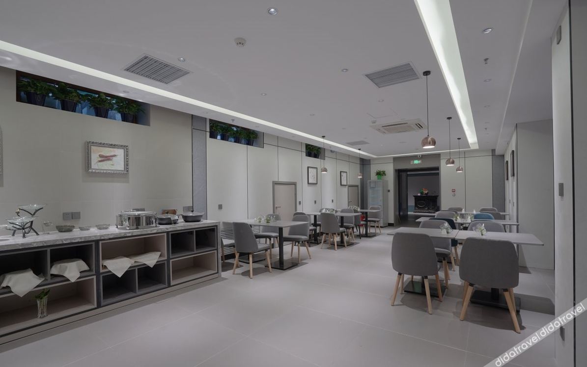 Homeinn Selected Hotel (Harbin Dongda Street The First Affiliated Hospital Metro Station) 3*