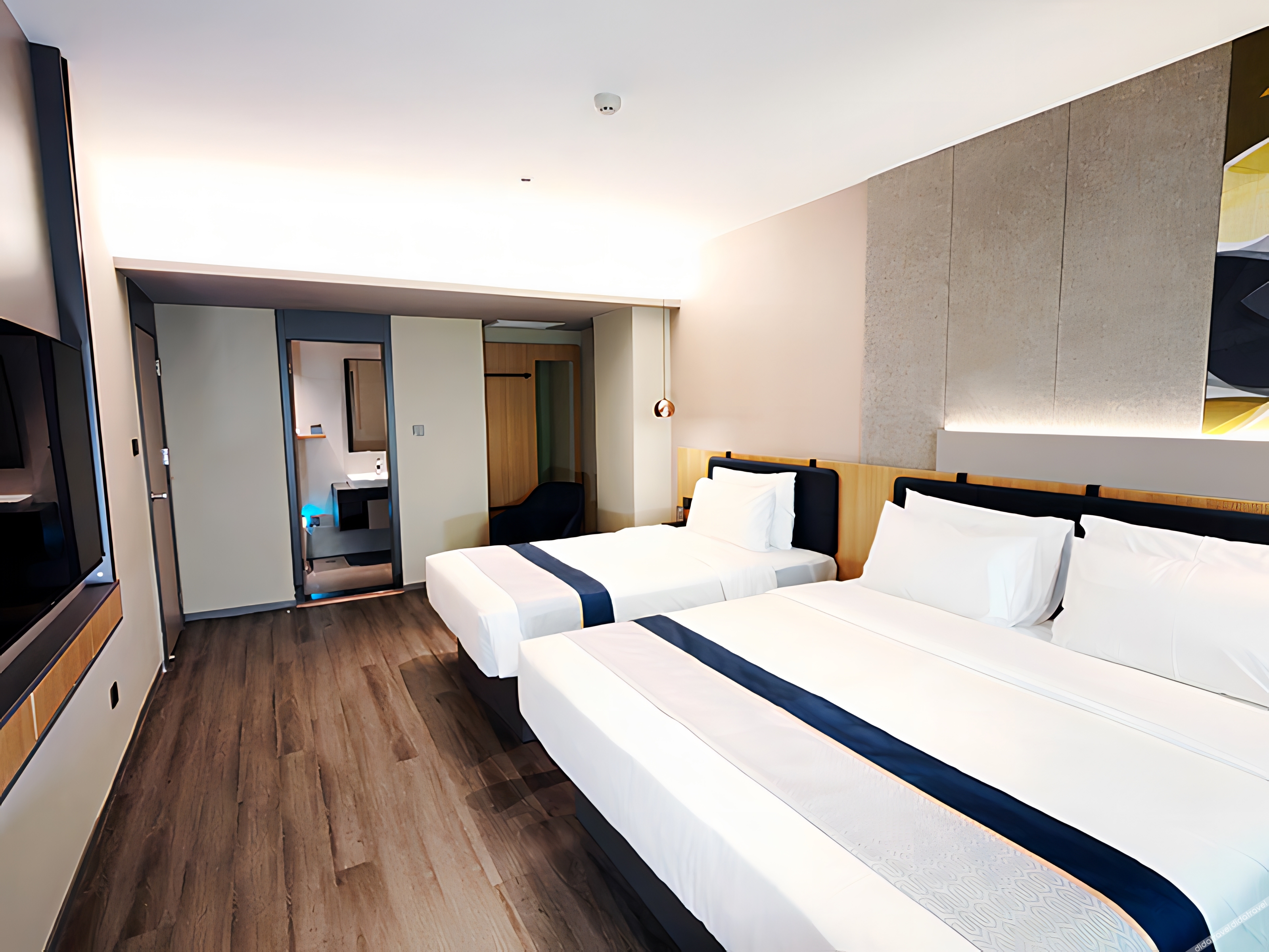 Homeinn Selected Hotel (Shiyan Renmin South Road Sanyan) 3*