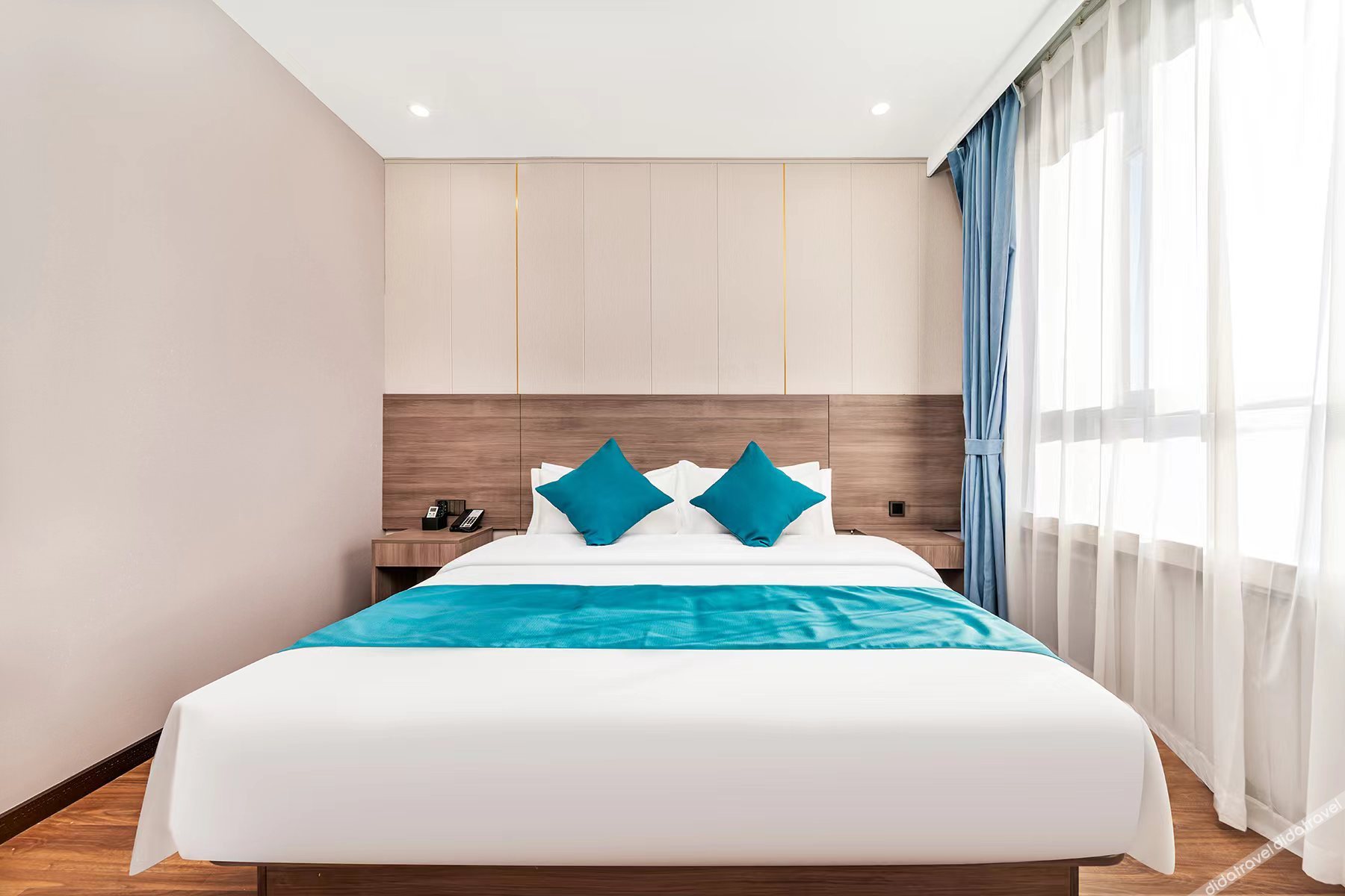 China Inn Collection Hotel (Harbin Zhongyang Dajie Pedestrian Street Gong Daqiao Subway Station) 2*