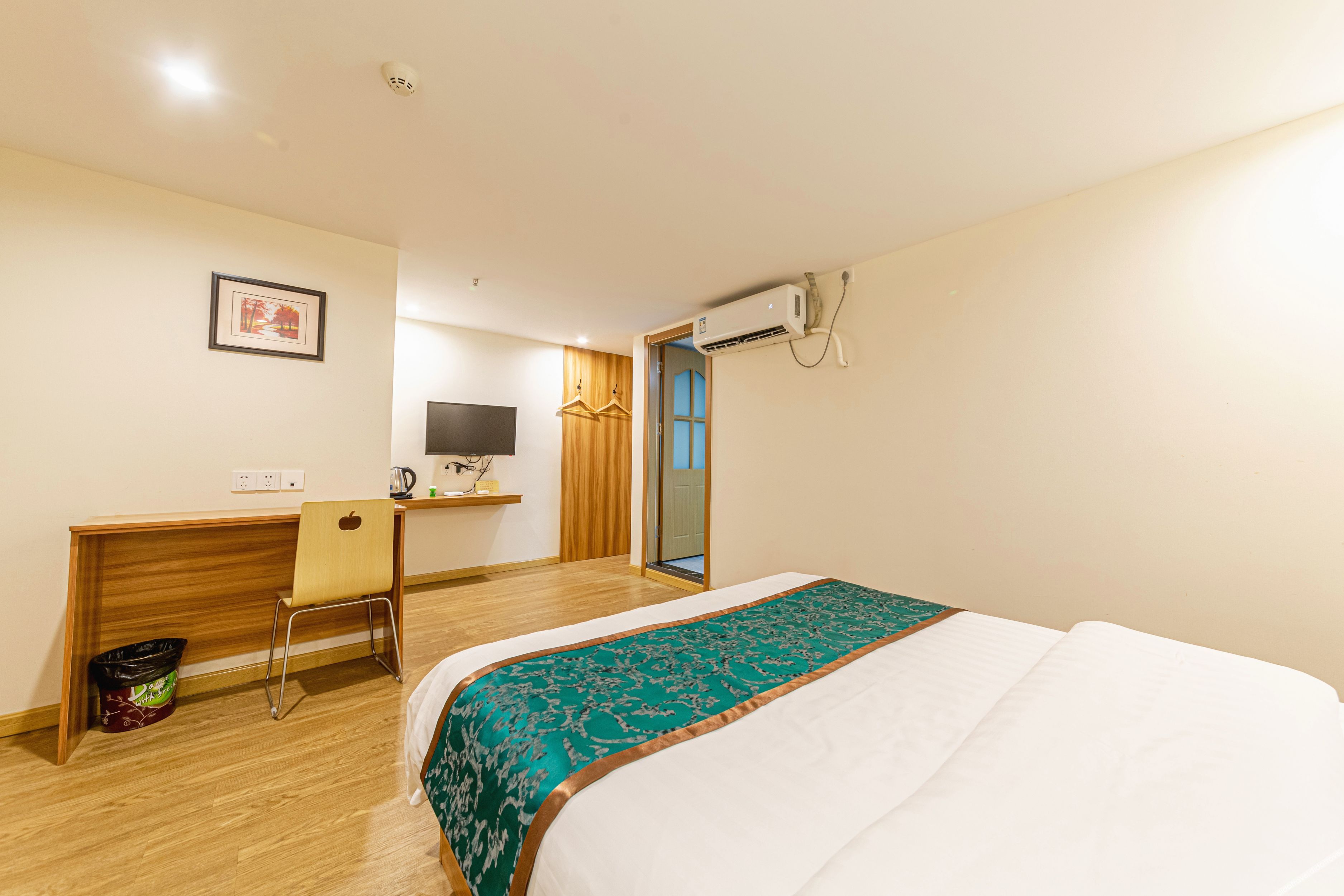 Home Inn Pebble Hotel (Suzhou Luzhi) 2*
