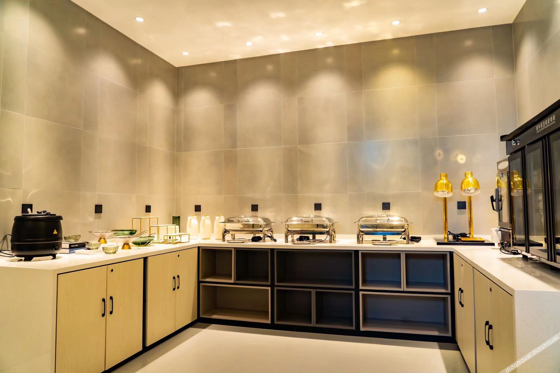 Home Inn Yubai Yun Hotel (Xinghua Zhouzhuang Town) 2*