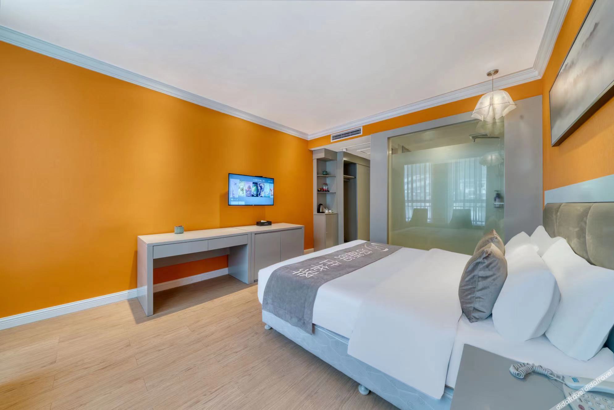 Home Inn Huaxuan Hotel 2*