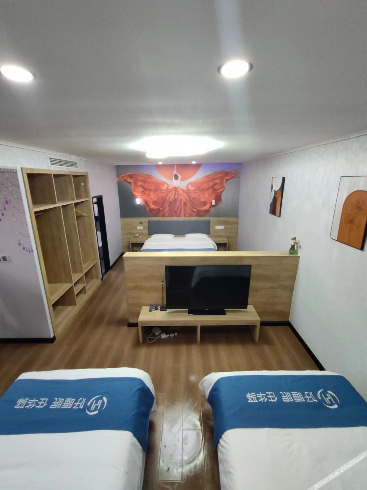 Huaxuan Hotel (Haixing Hai'an Road Branch) 2*
