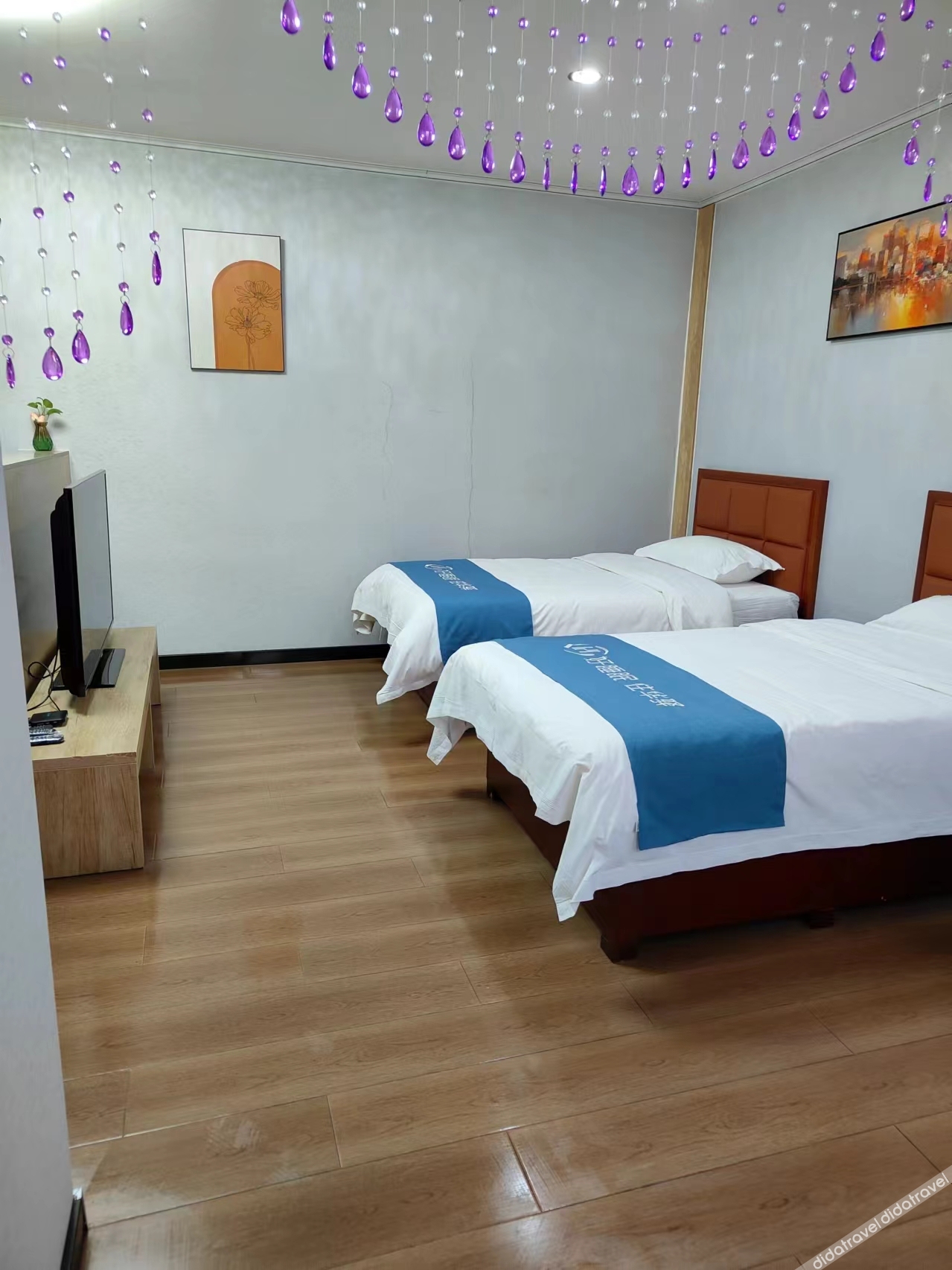 Huaxuan Hotel (Haixing Hai'an Road Branch) 2*
