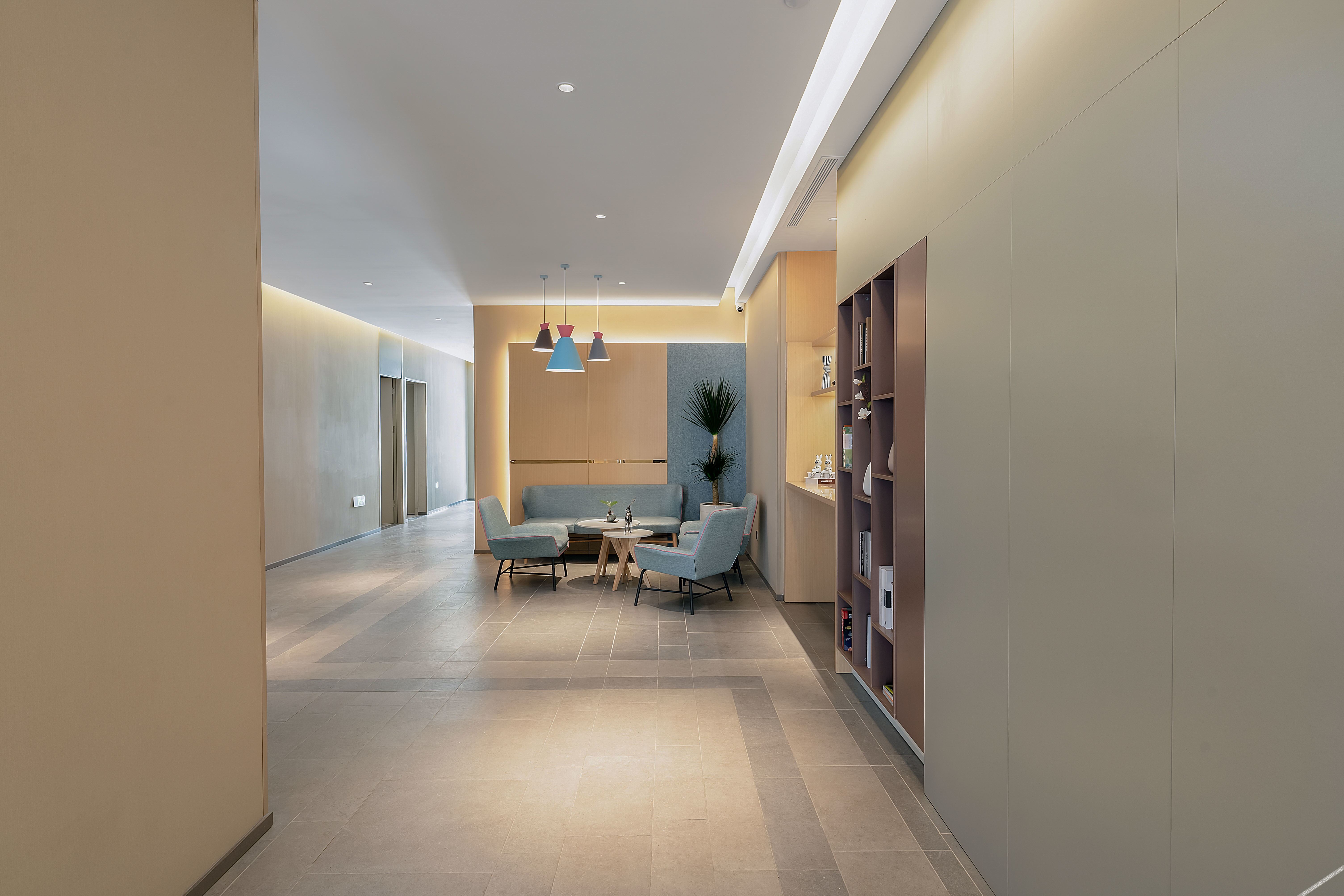 Homeinn ·neo (Aksu Taibai Shopping Center) 3*