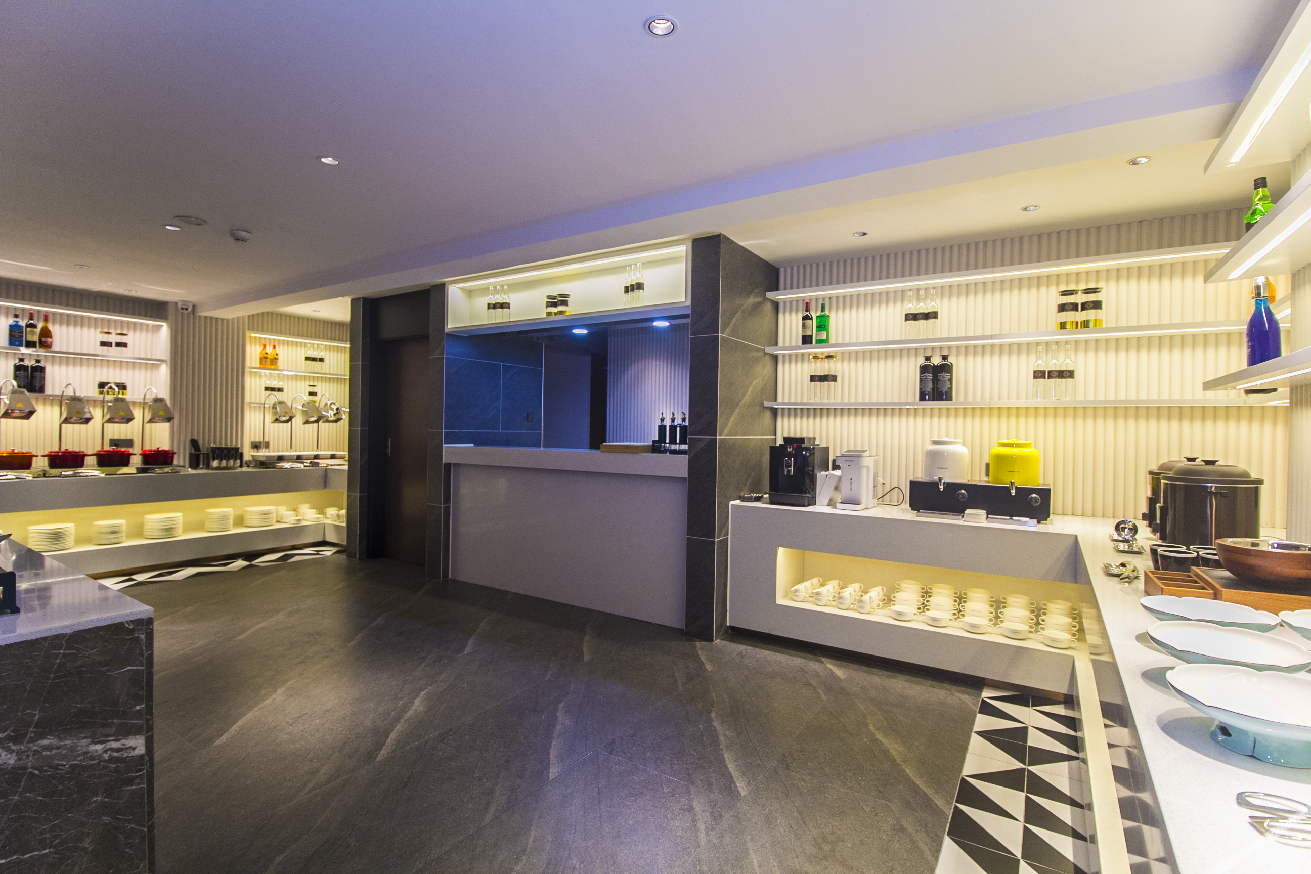 Homeinn Plus Hotel (Weifang Minzhu Street Gudemao) 3*