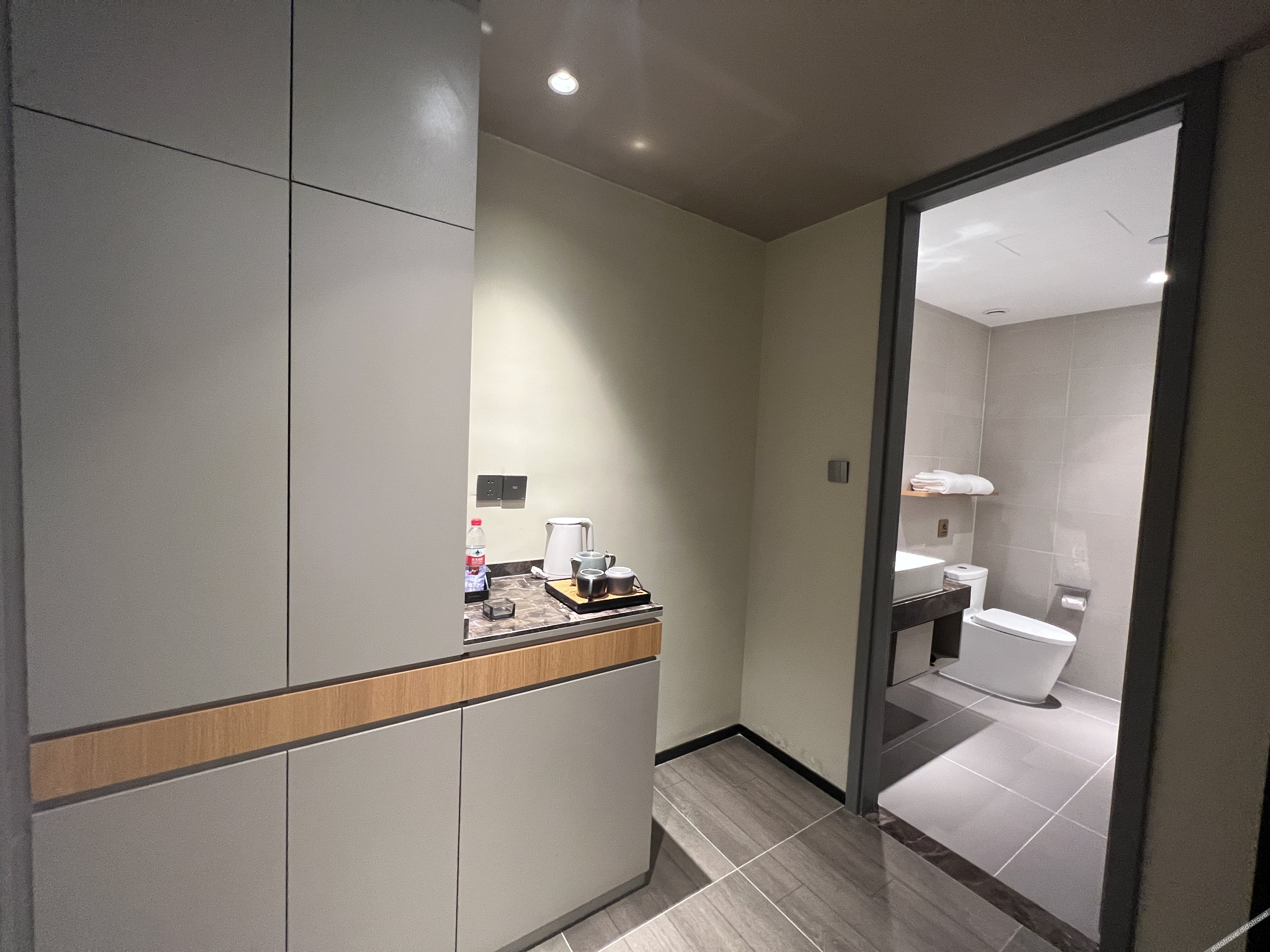 Homeinn Selected Hotel (Qingdao Jinshatan Tianshan Subway Station) 3*