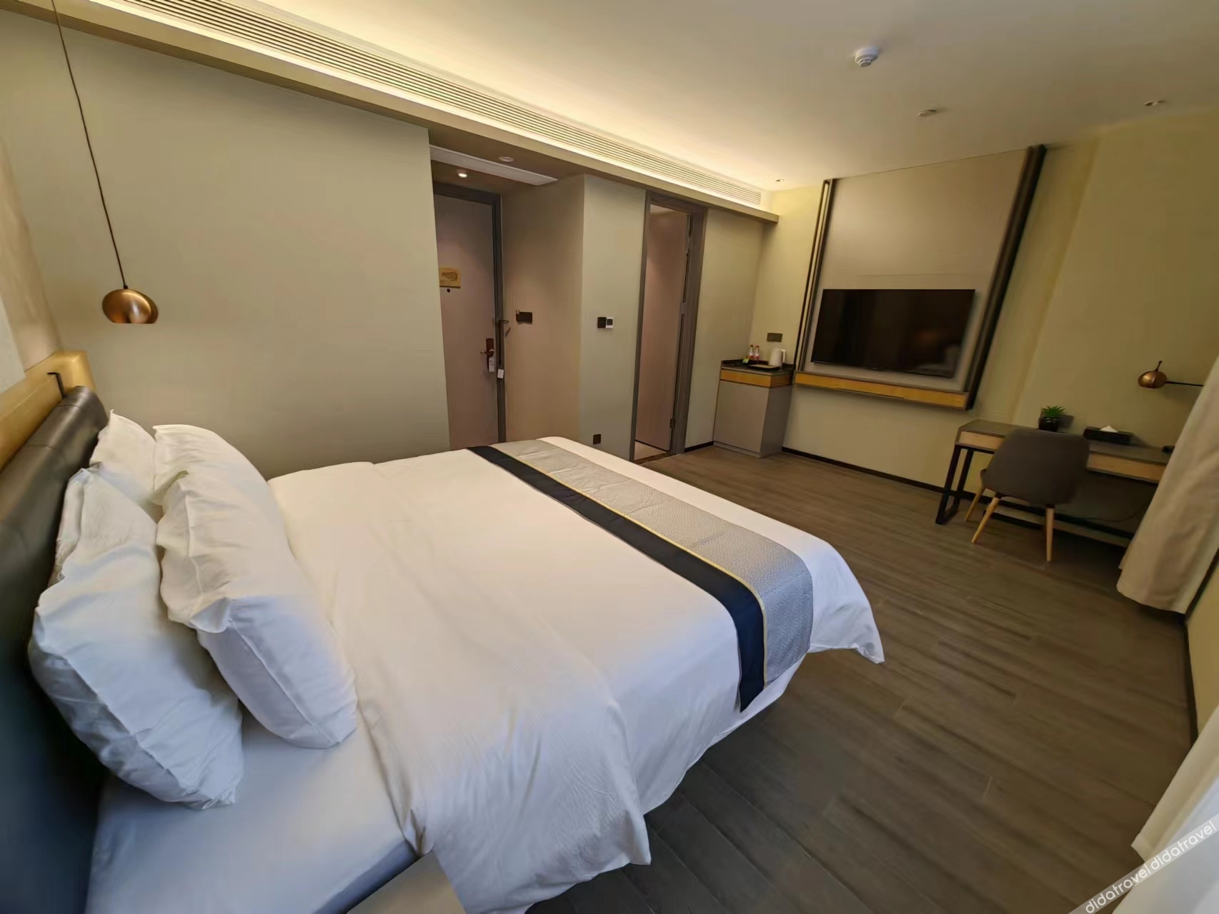 Homeinn Selected Hotel (Qingdao Jinshatan Tianshan Subway Station) 3*