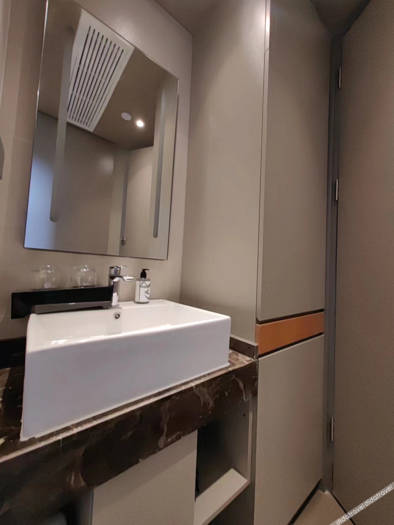 Homeinn Selected Hotel (Qingdao Jinshatan Tianshan Subway Station) 3*