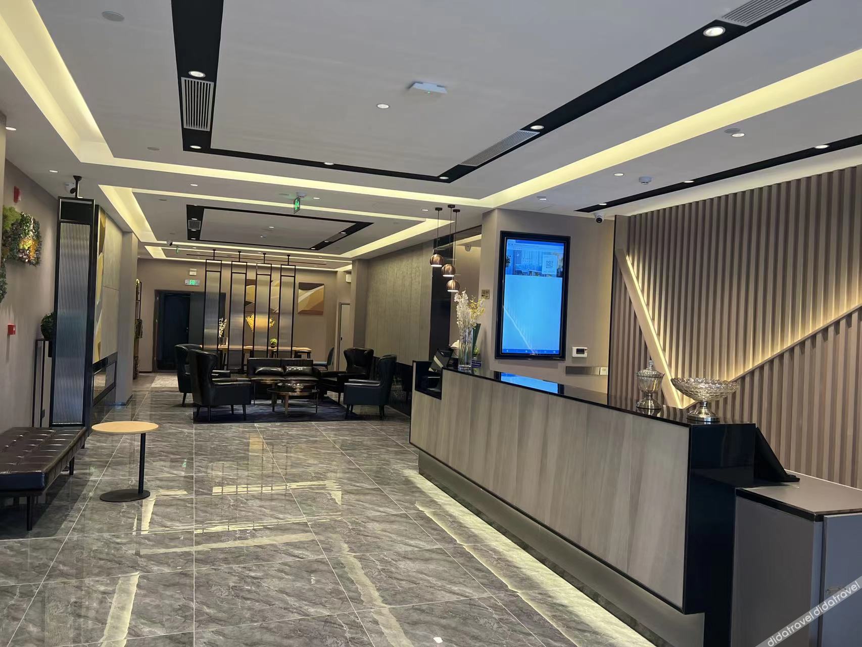 Homeinn Selected Hotel (Qingdao Jinshatan Tianshan Subway Station) 3*