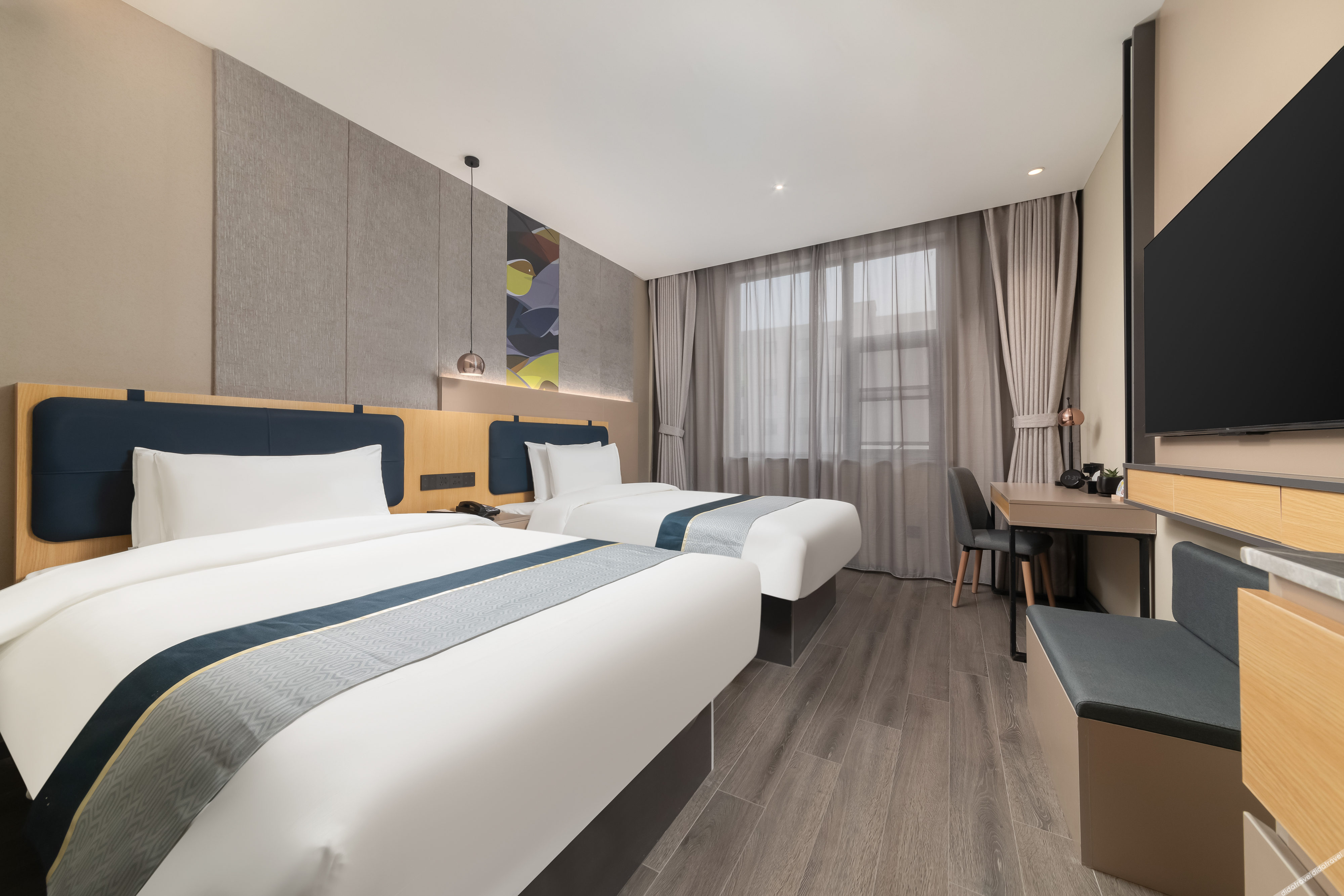 Homeinn Selected Hotel (Xi'an Economic Development Children's Hospital) 3*