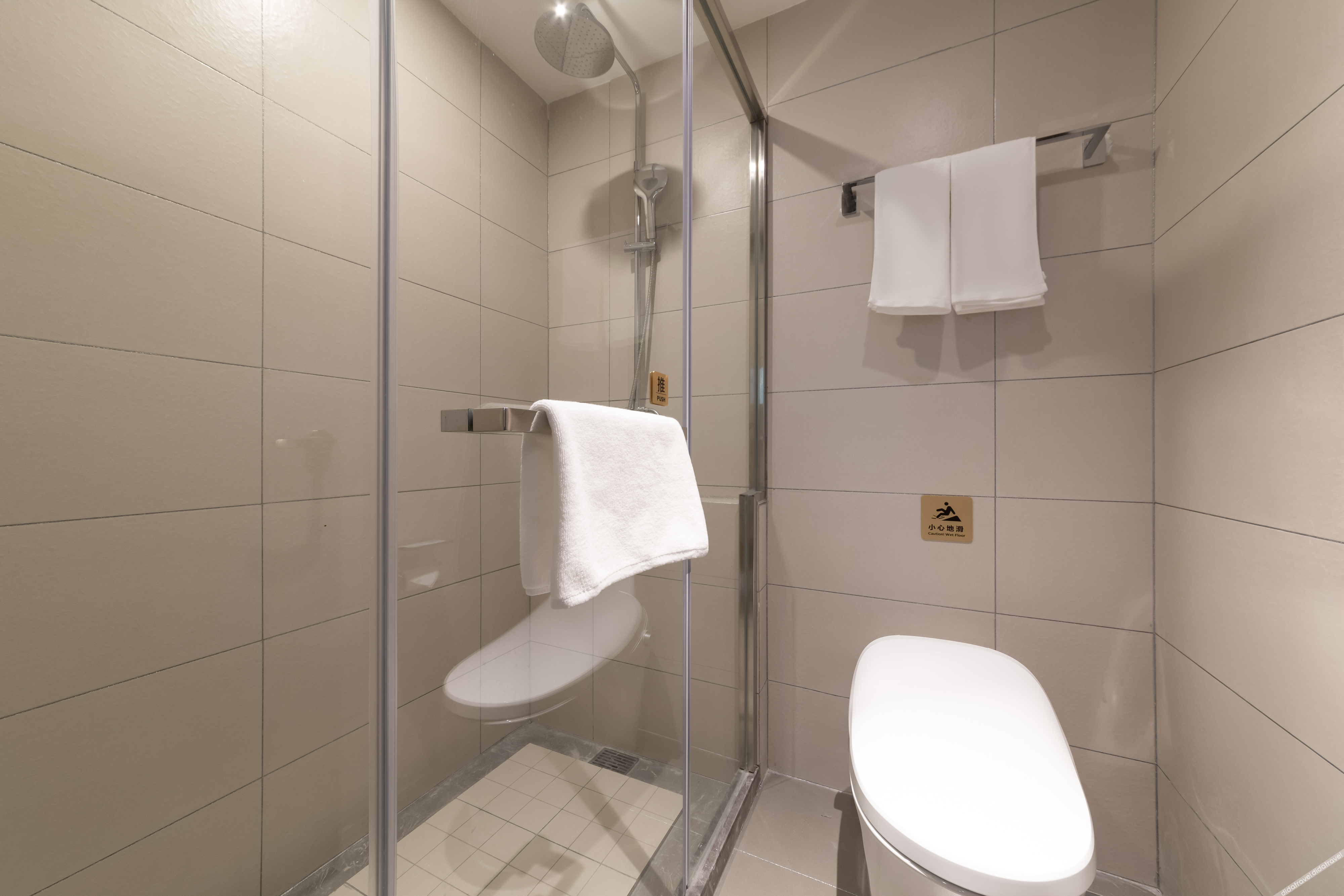Homeinn Selected Hotel (Xi'an Economic Development Children's Hospital) 3*