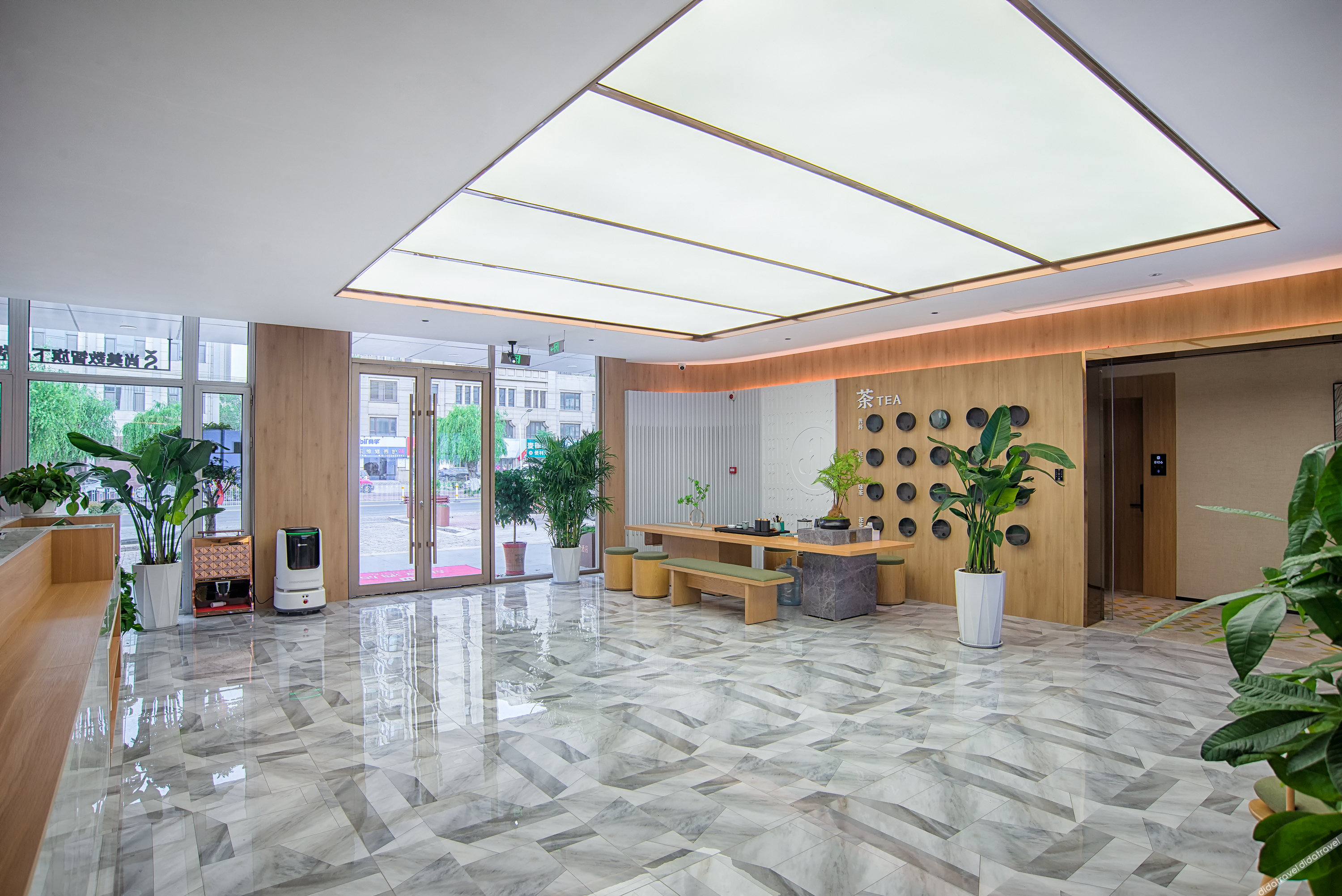 Pero Hotel (Qingdao Huangdao District Langyatai Road Qingdao Gaotie West Station) 3*