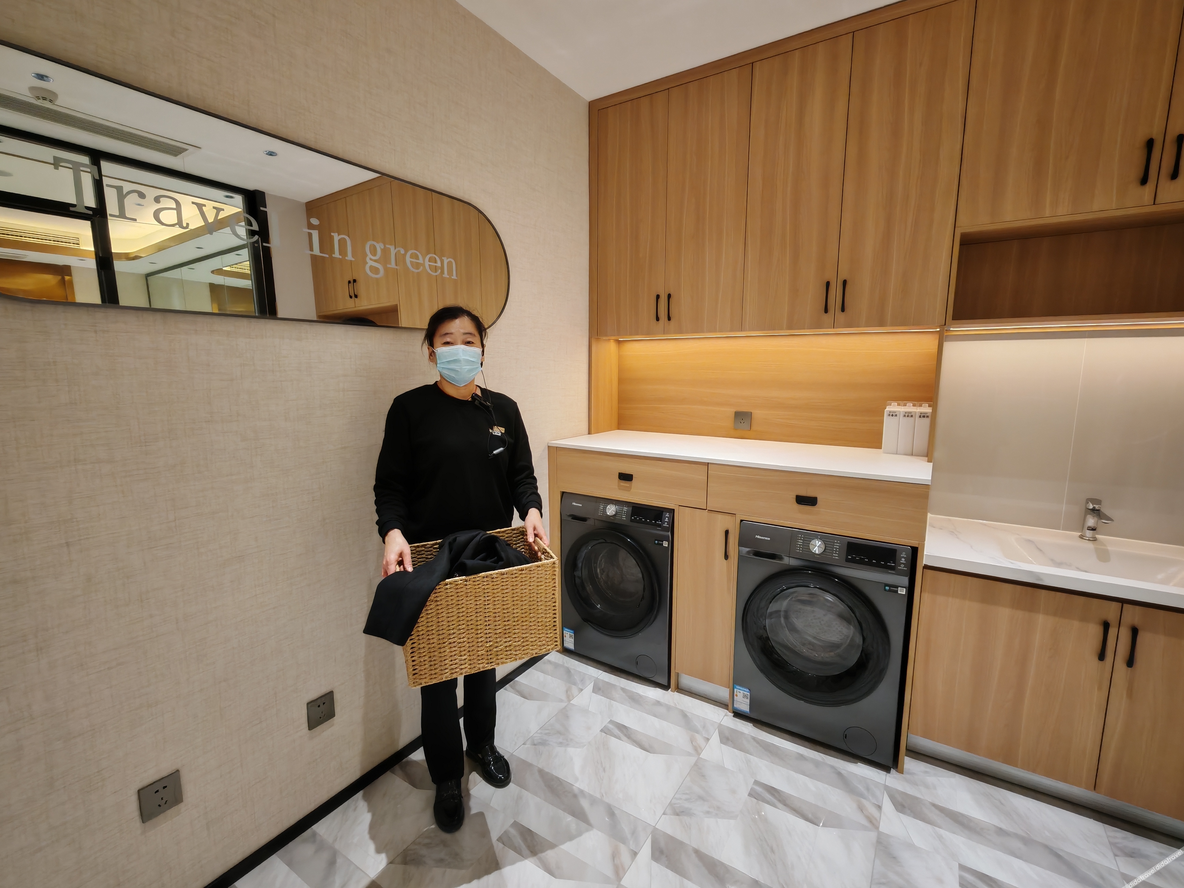Pero Hotel (Qingdao Huangdao District Langyatai Road Qingdao Gaotie West Station) 3*