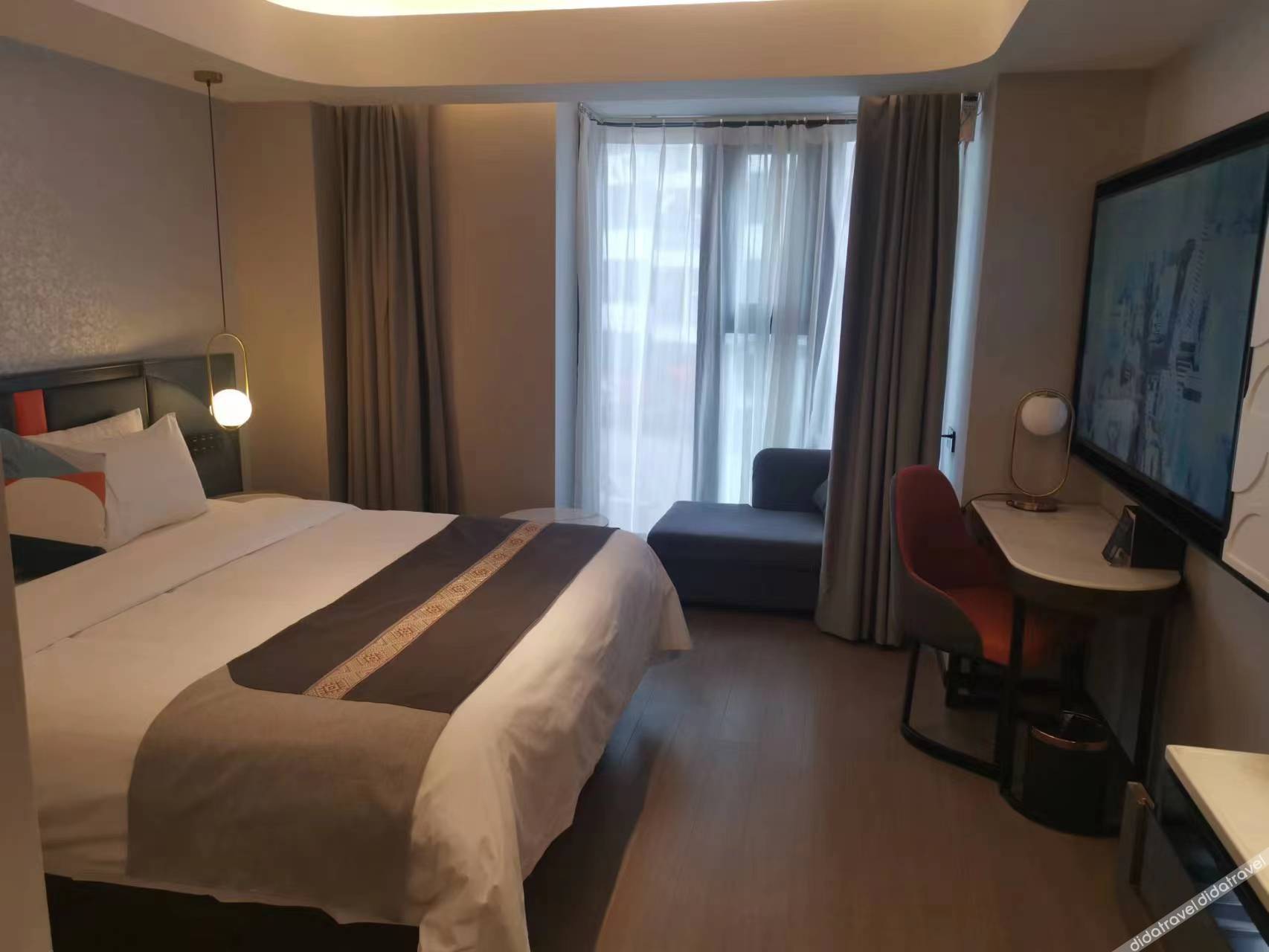 THUNDEROBOT Hotel (CBD Wanda) 2*