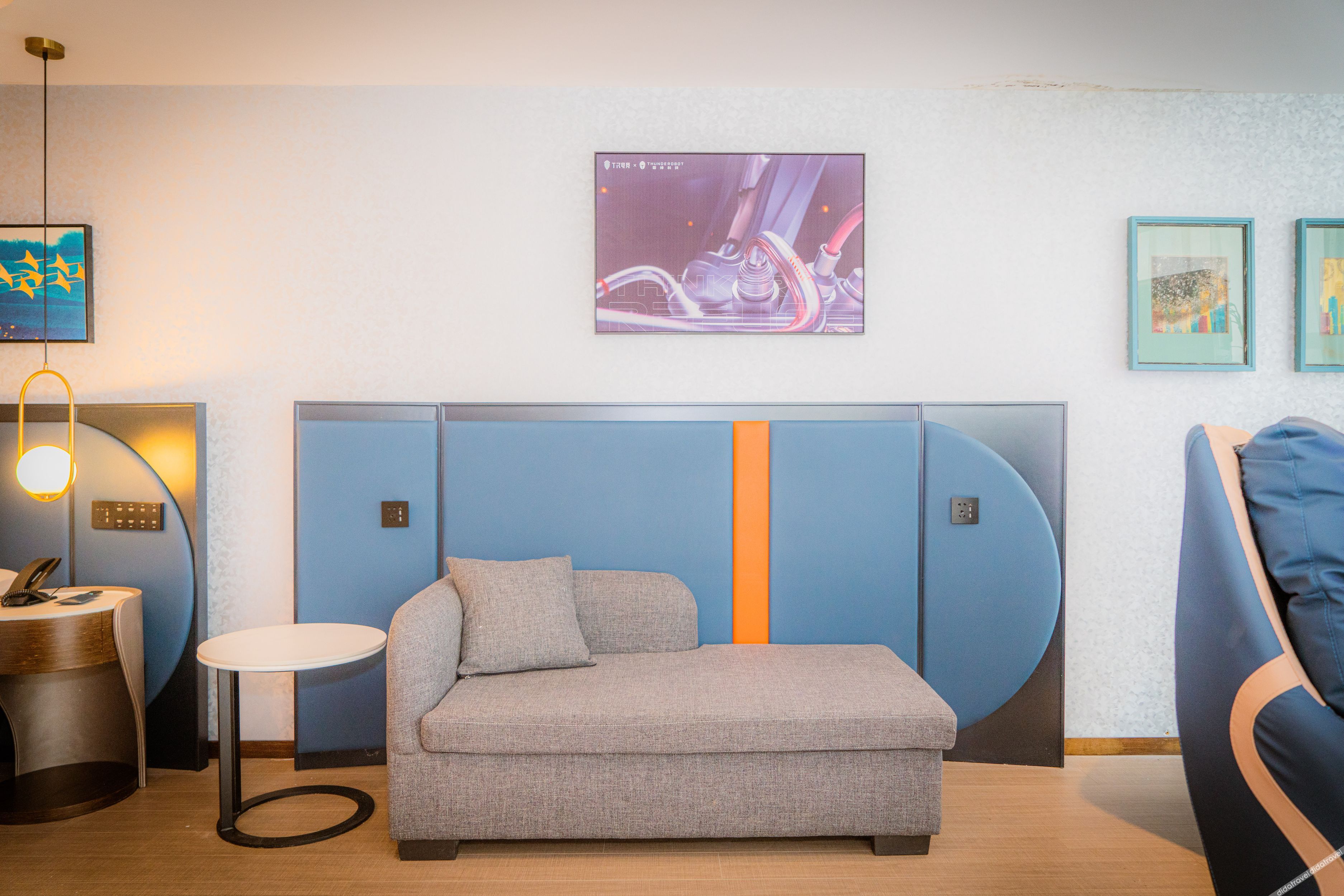 THUNDEROBOT Hotel (CBD Wanda) 2*