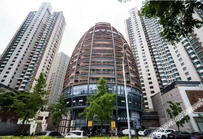 THUNDEROBOT Hotel (CBD Wanda) 2*