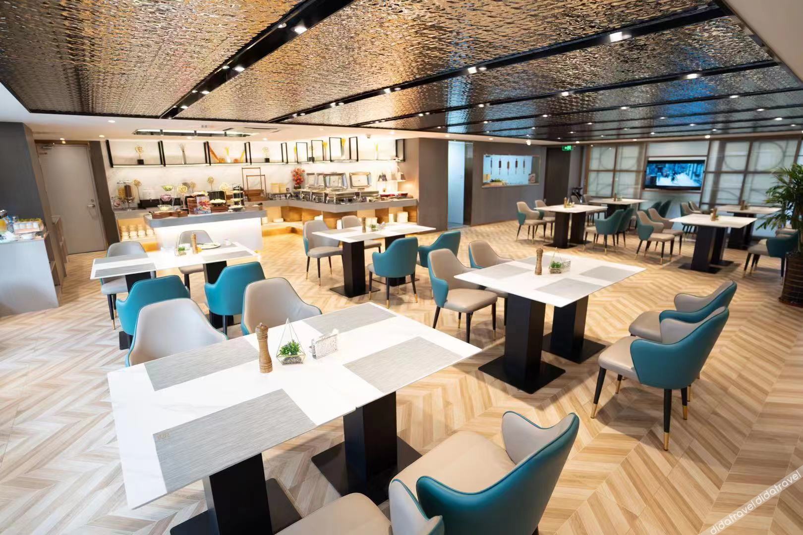 THUNDEROBOT Hotel (CBD Wanda) 2*