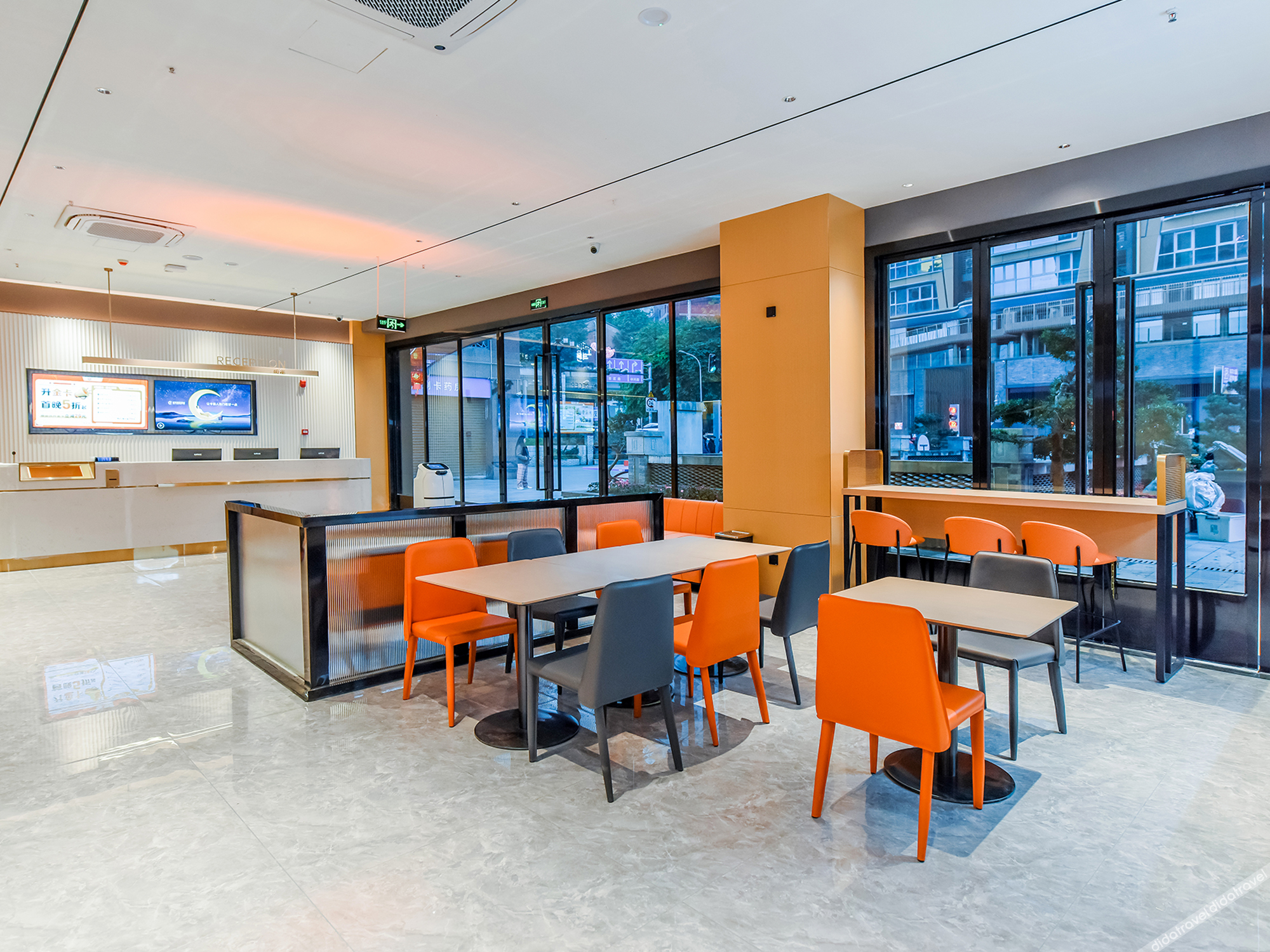 City Comfort Inn Hotel (Chongqing Jiefangbei Shibati) 3*