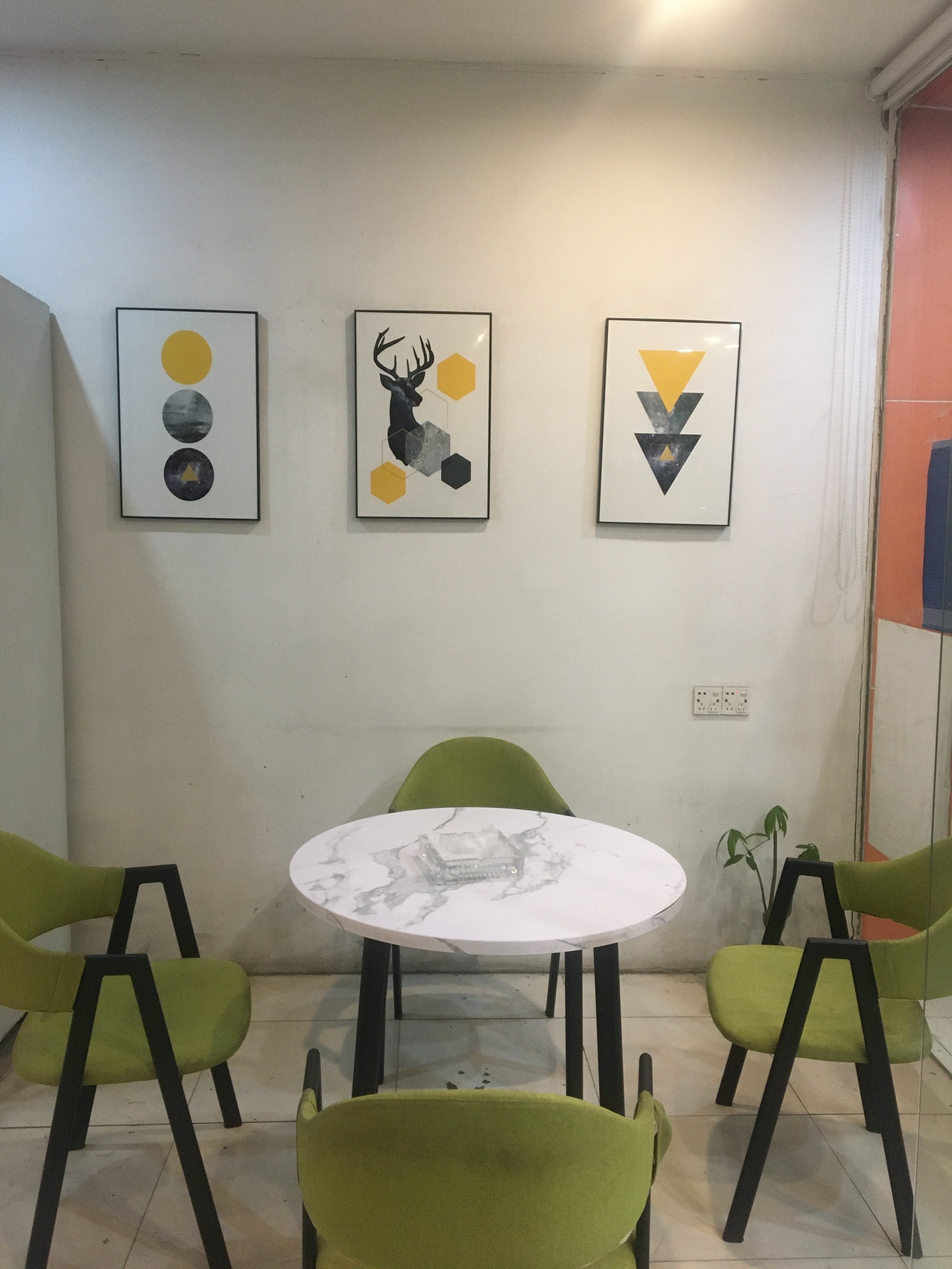 Feiyi Hotel 2*