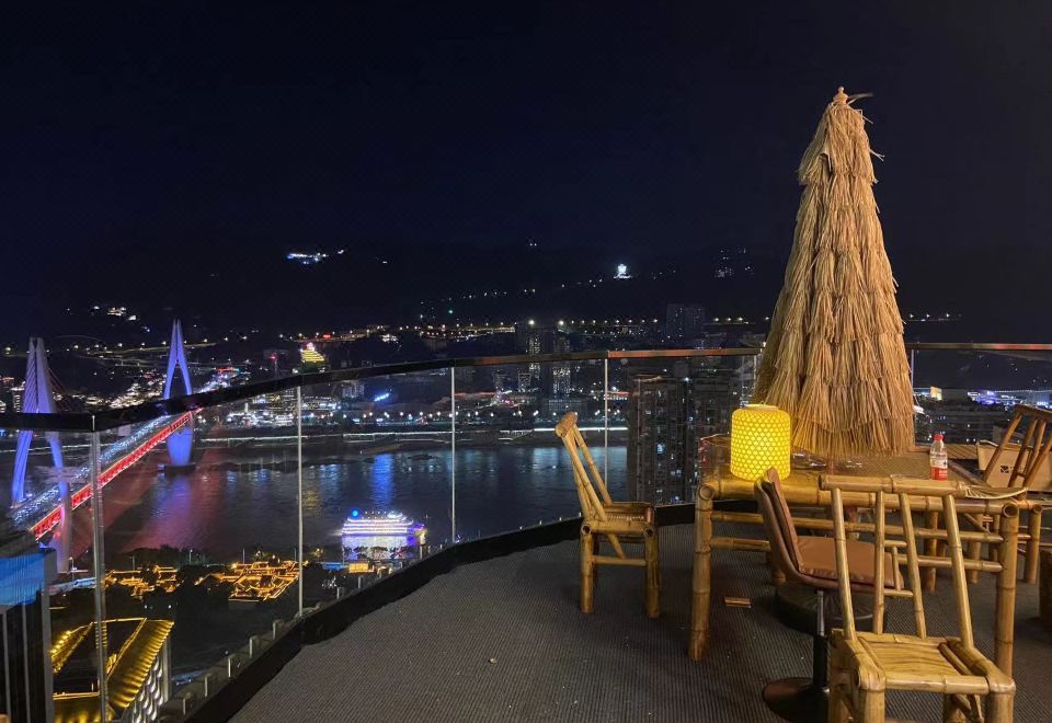 Yunqi River View Terrace Hotel 2*