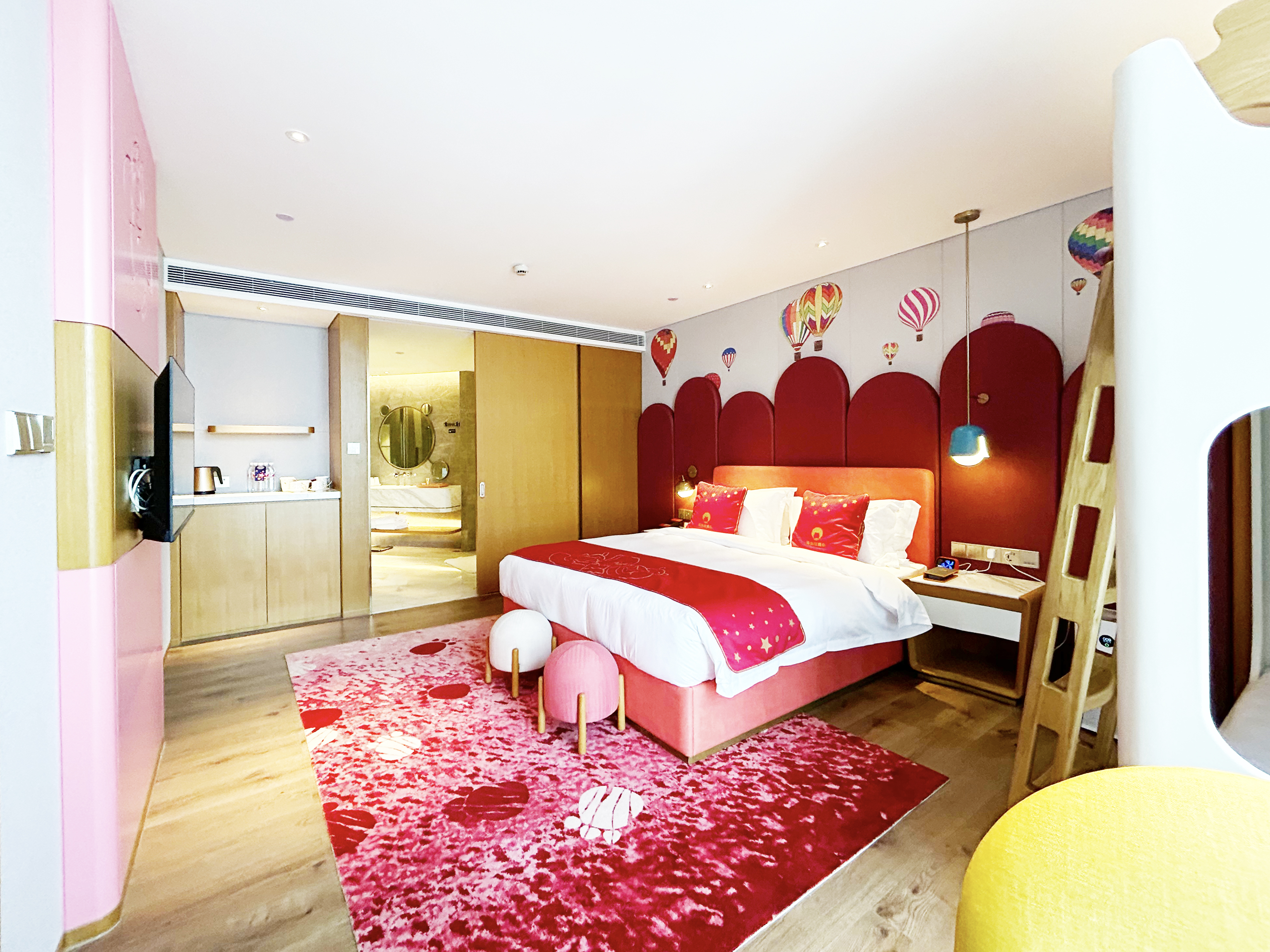 Boonie Bears Hotel 4*