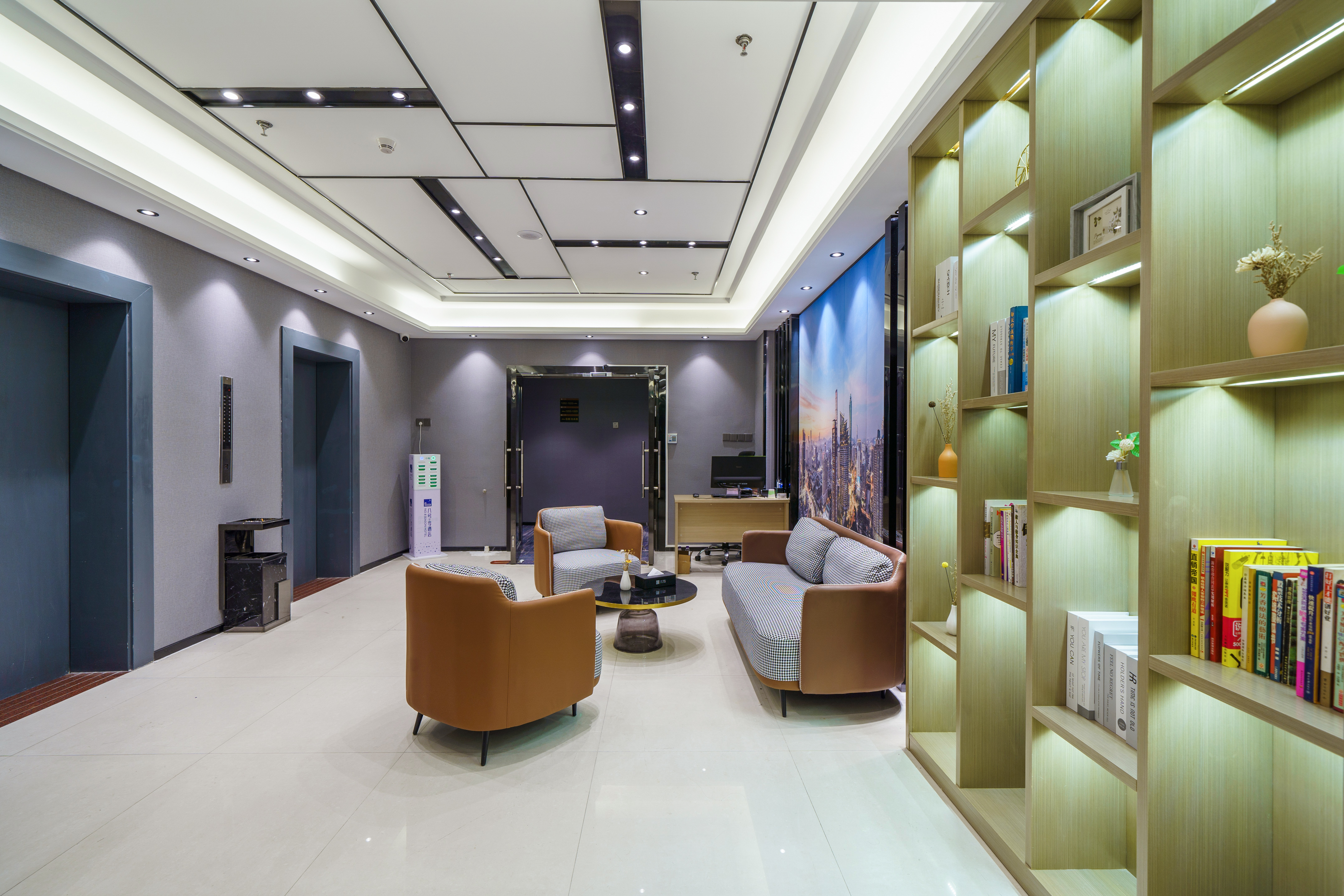 Green Carrier Hotel (Shenzhen Nanshan Coast Chengnan Oil Store) 2*