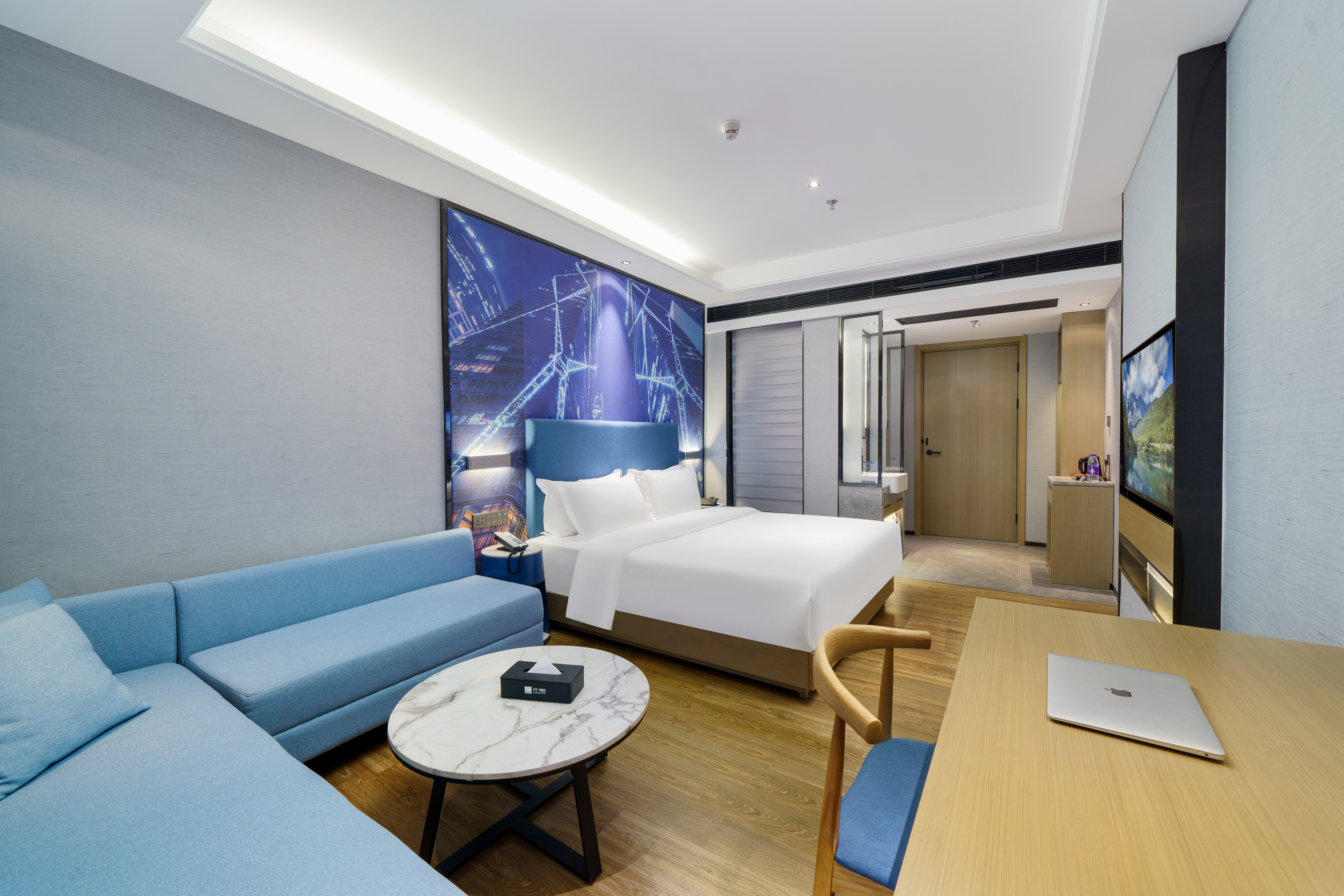 Green Carrier Hotel (Shenzhen Nanshan Coast Chengnan Oil Store) 2*