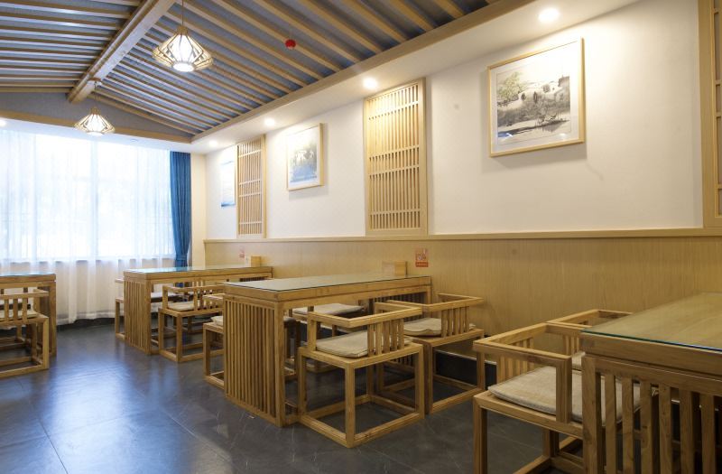Bailuli Yunsu Hotel 2*