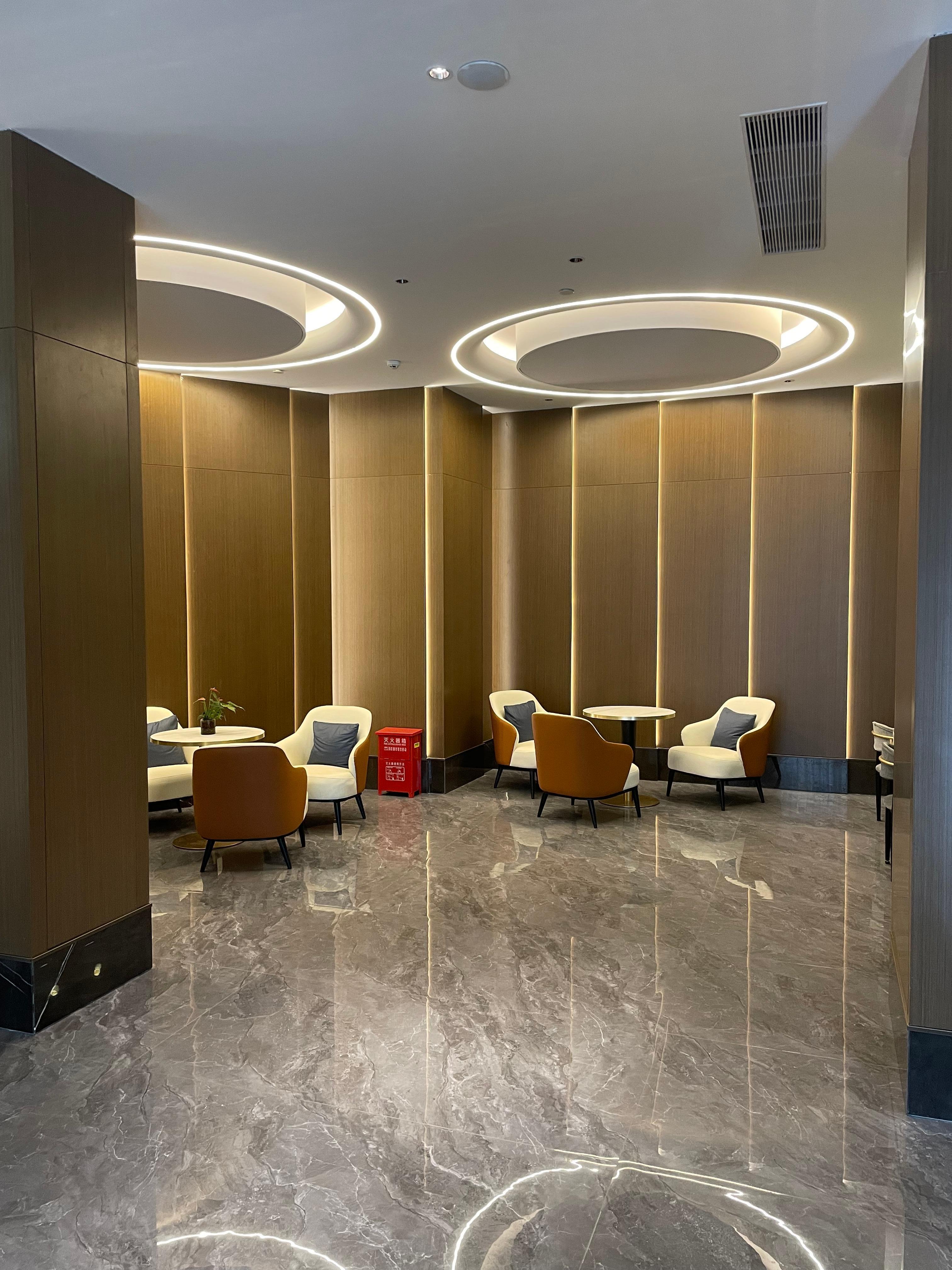 Fengkai Riverside Hotel 2*