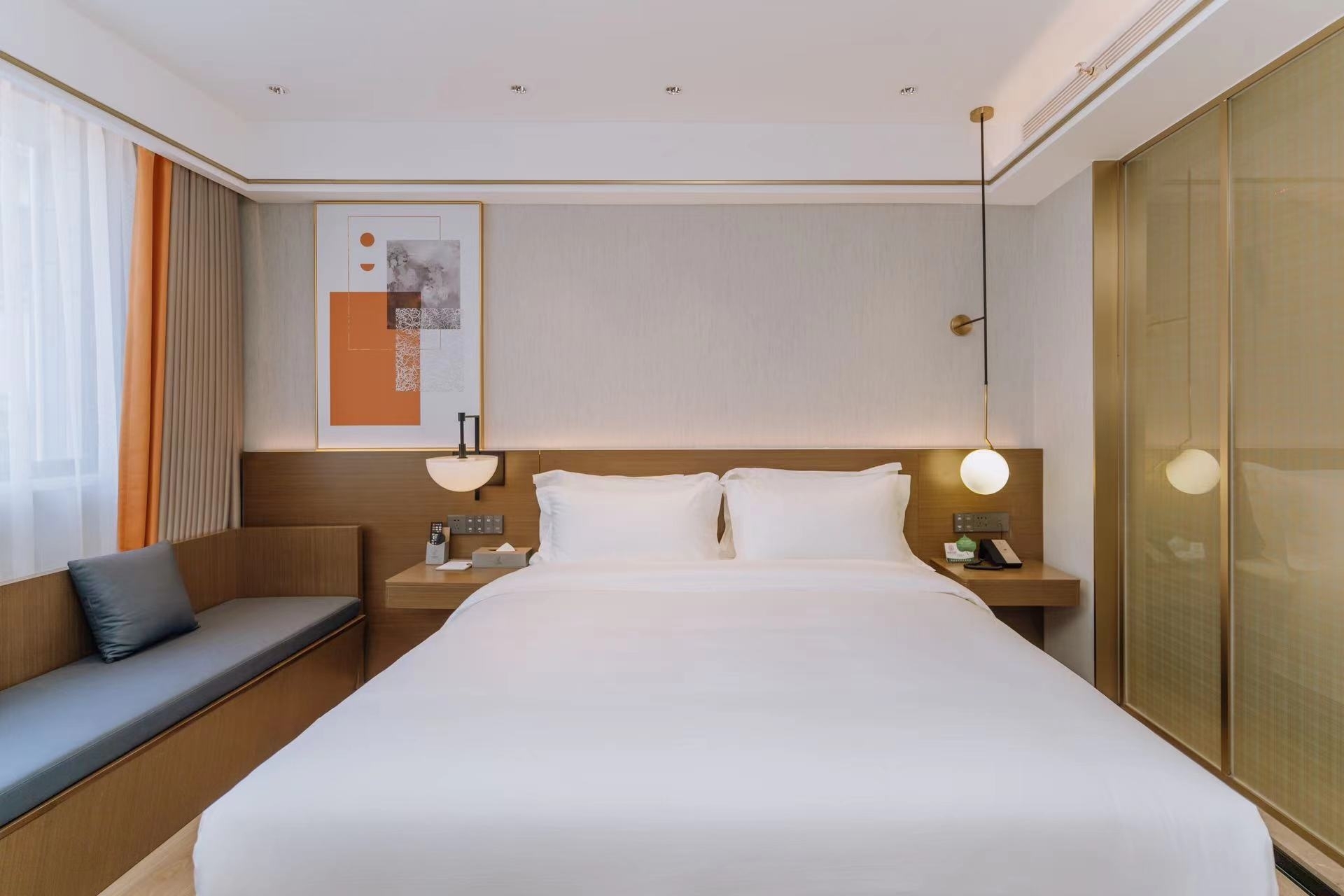 Fengkai Riverside Hotel 2*