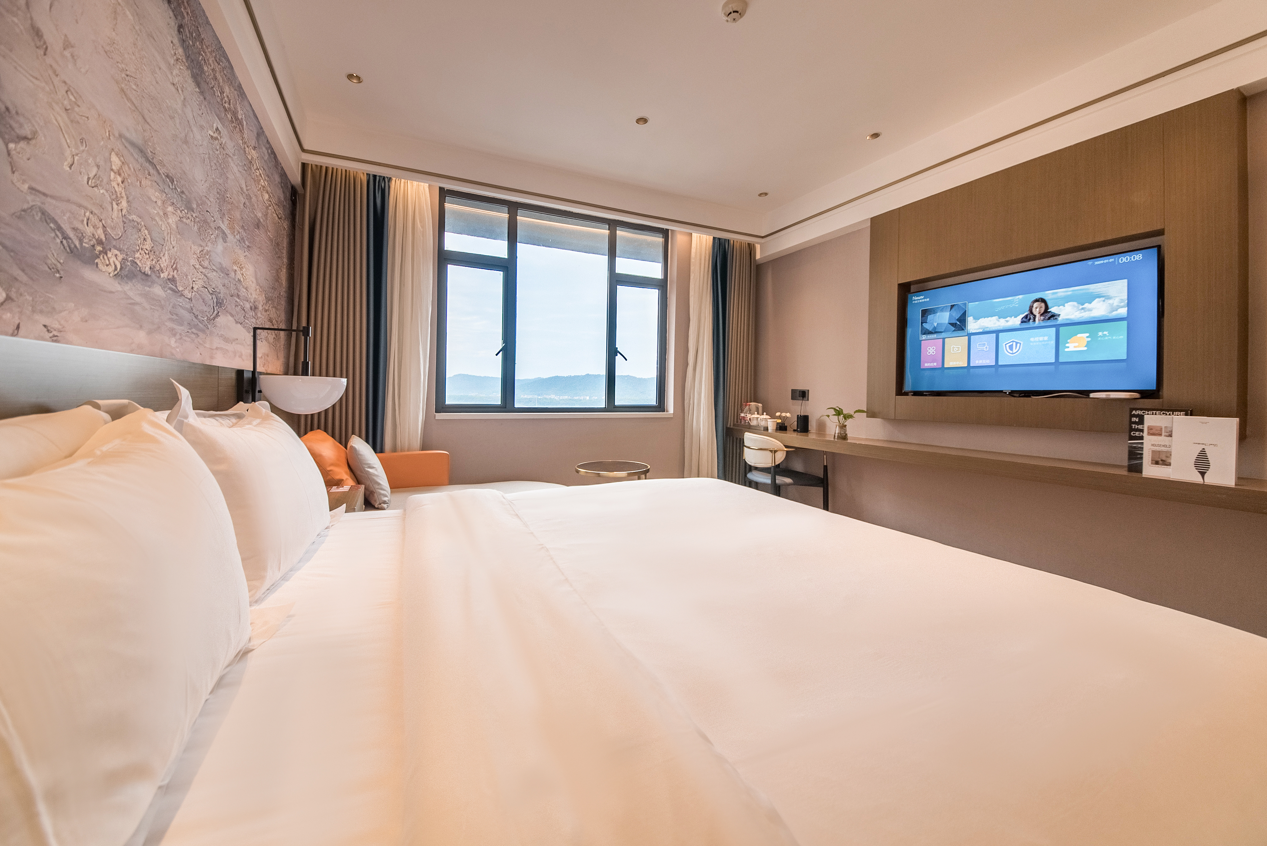 Fengkai Riverside Hotel 2*