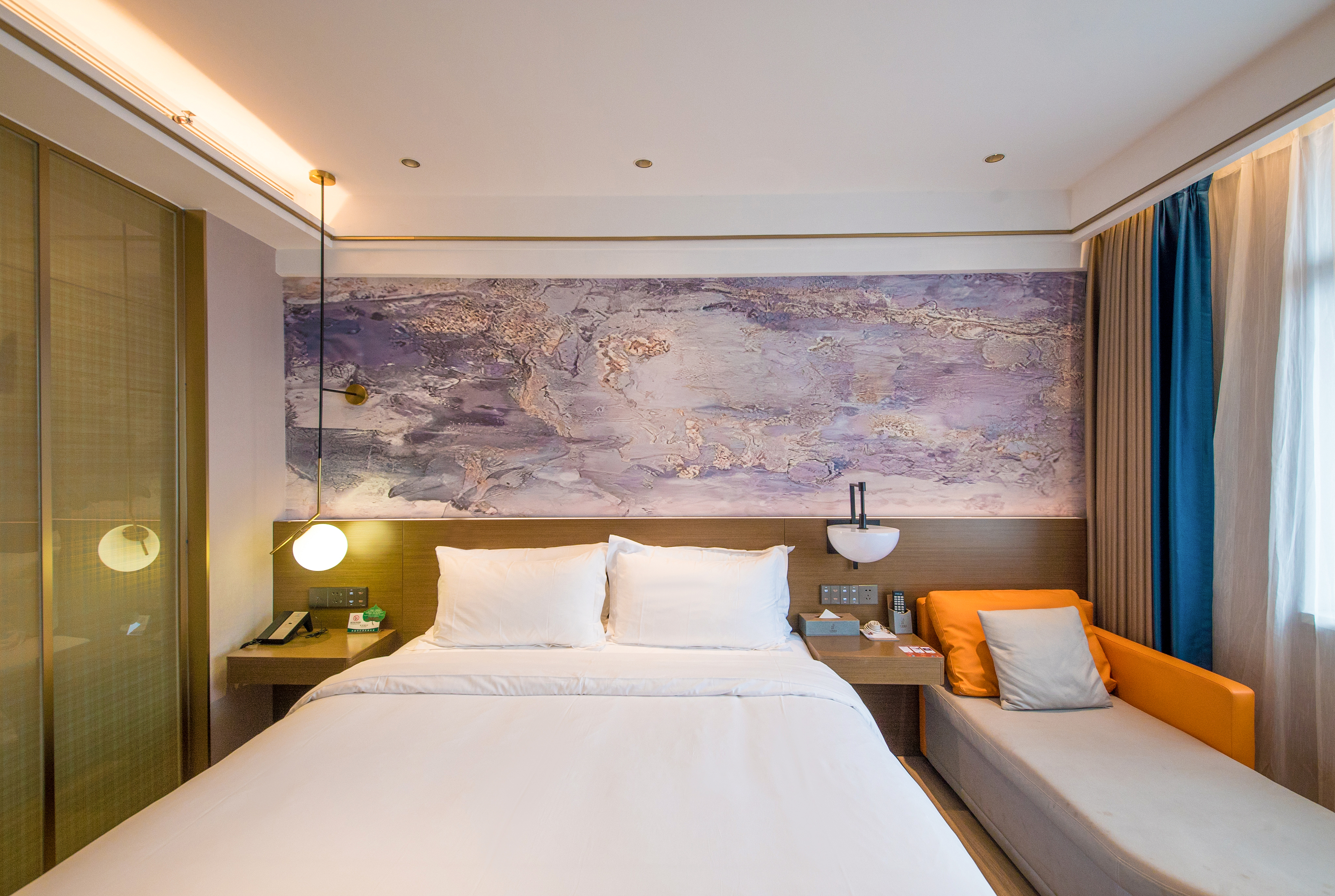 Fengkai Riverside Hotel 2*