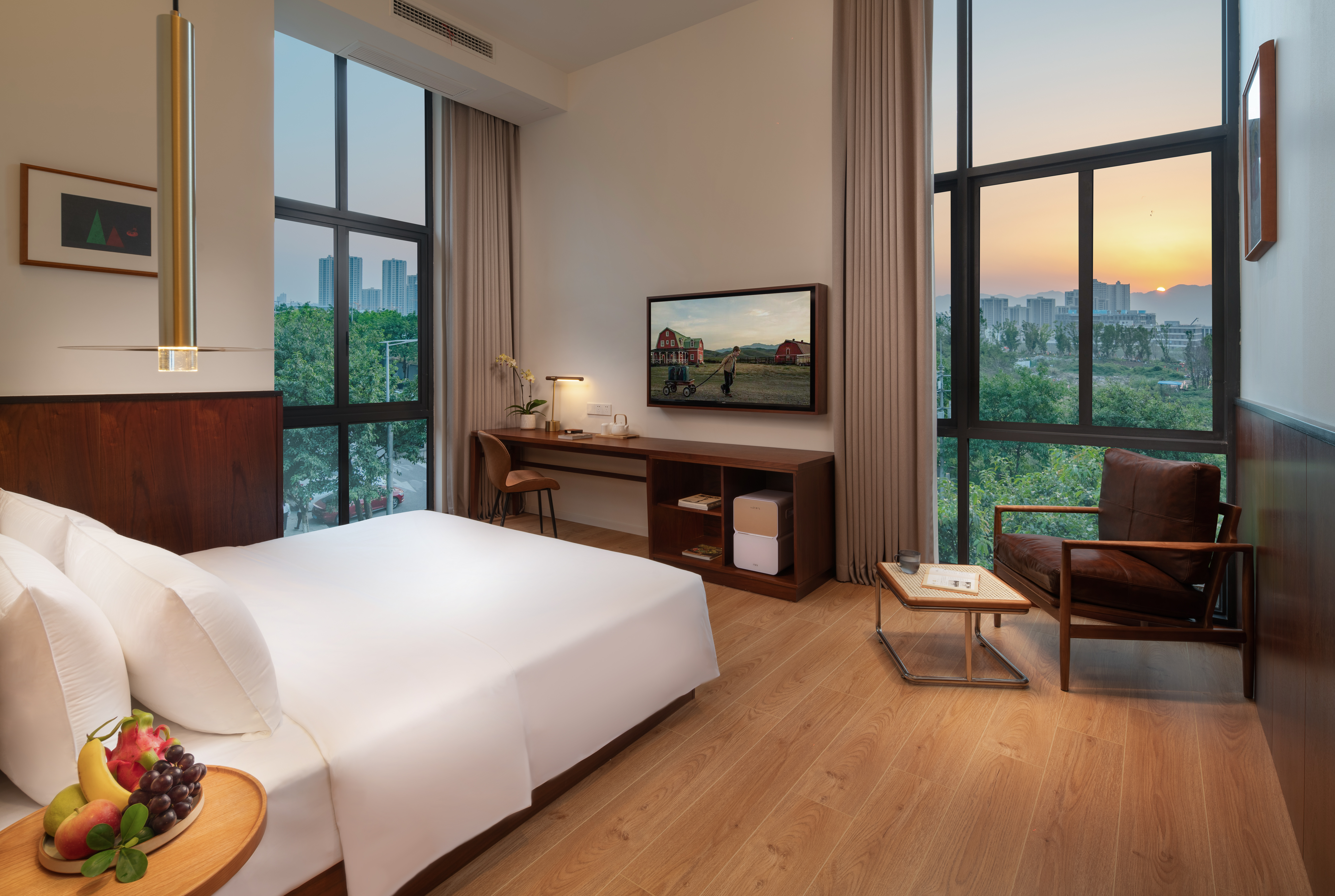 Wuyu Hotel (Happy Valley & Longfor Paradise Walk Lijia ) 3*