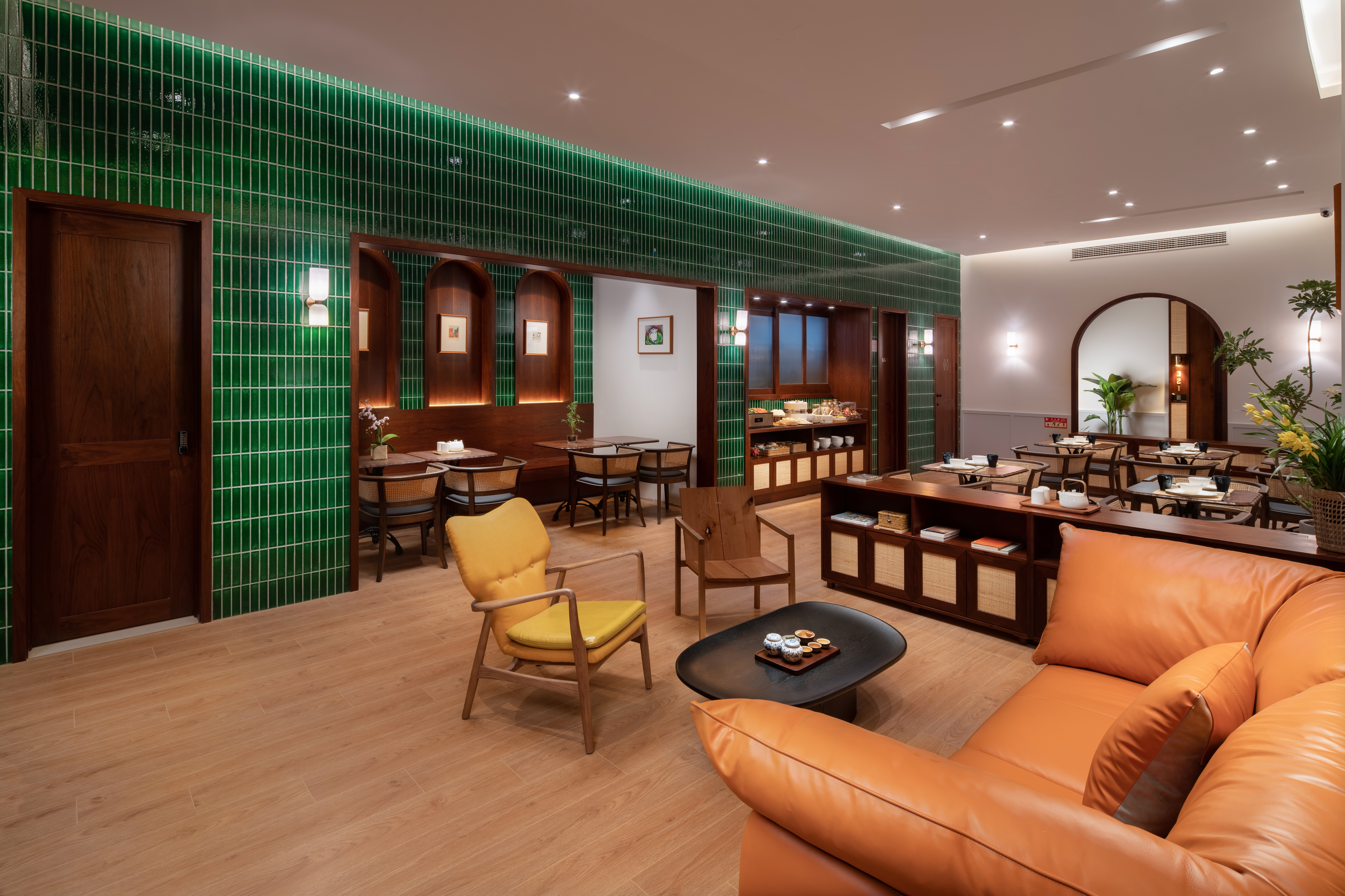 Wuyu Hotel (Happy Valley & Longfor Paradise Walk Lijia ) 3*