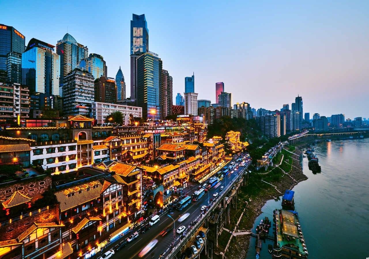 Wuyu Hotel (Happy Valley & Longfor Paradise Walk Lijia ) 3*