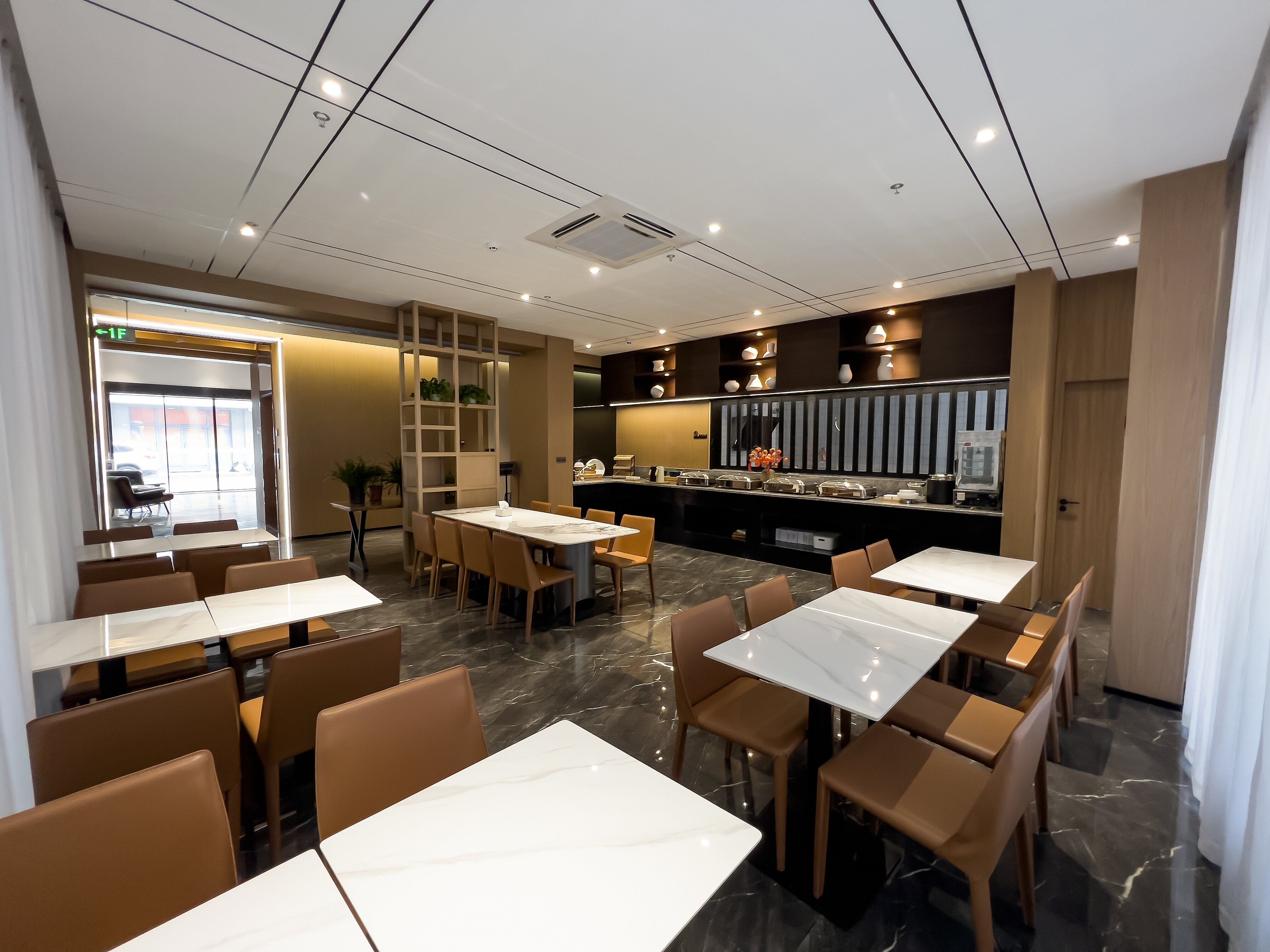 M Hemei Meiji Hotel (Changshu Southeast Puyue Plaza) 2*