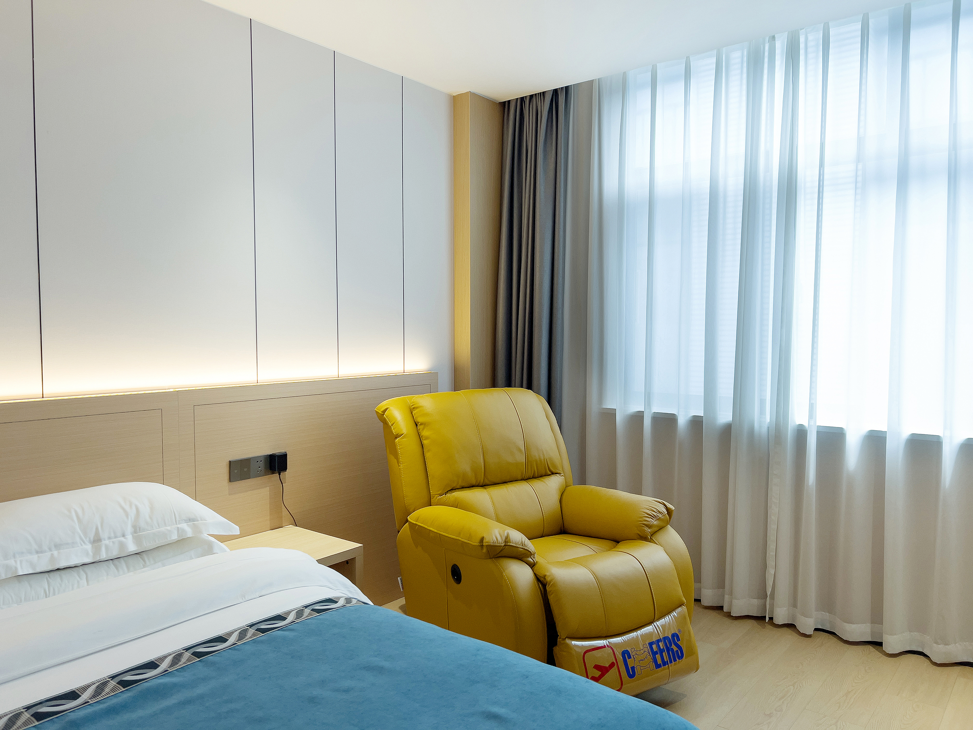 M Hemei Meiji Hotel (Changshu Southeast Puyue Plaza) 2*