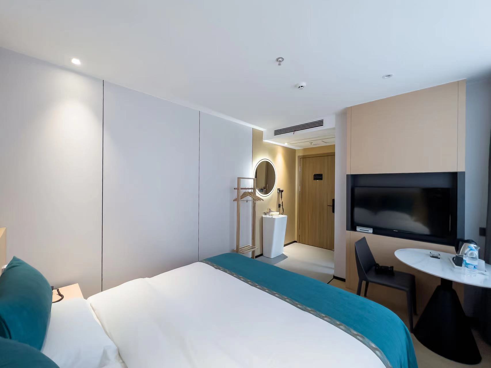 M Hemei Meiji Hotel (Changshu Southeast Puyue Plaza) 2*