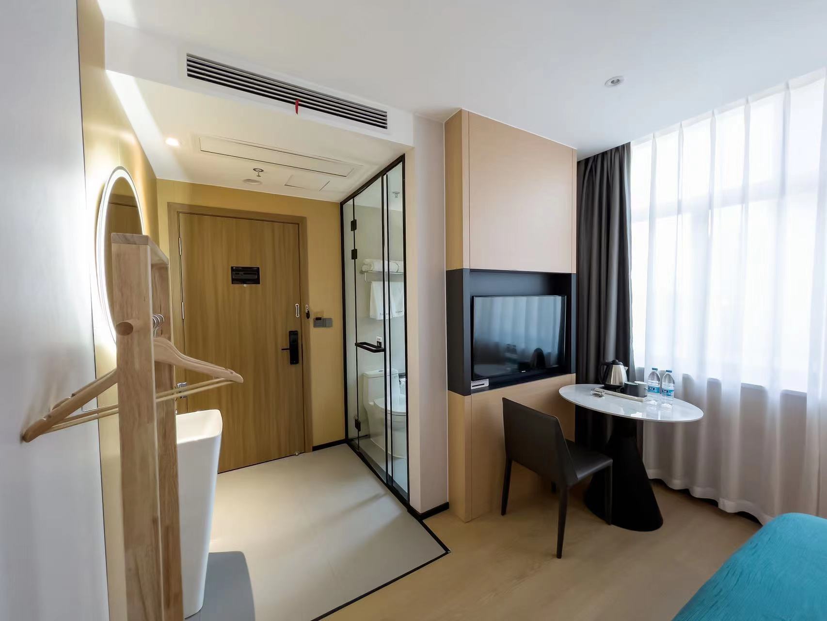 M Hemei Meiji Hotel (Changshu Southeast Puyue Plaza) 2*